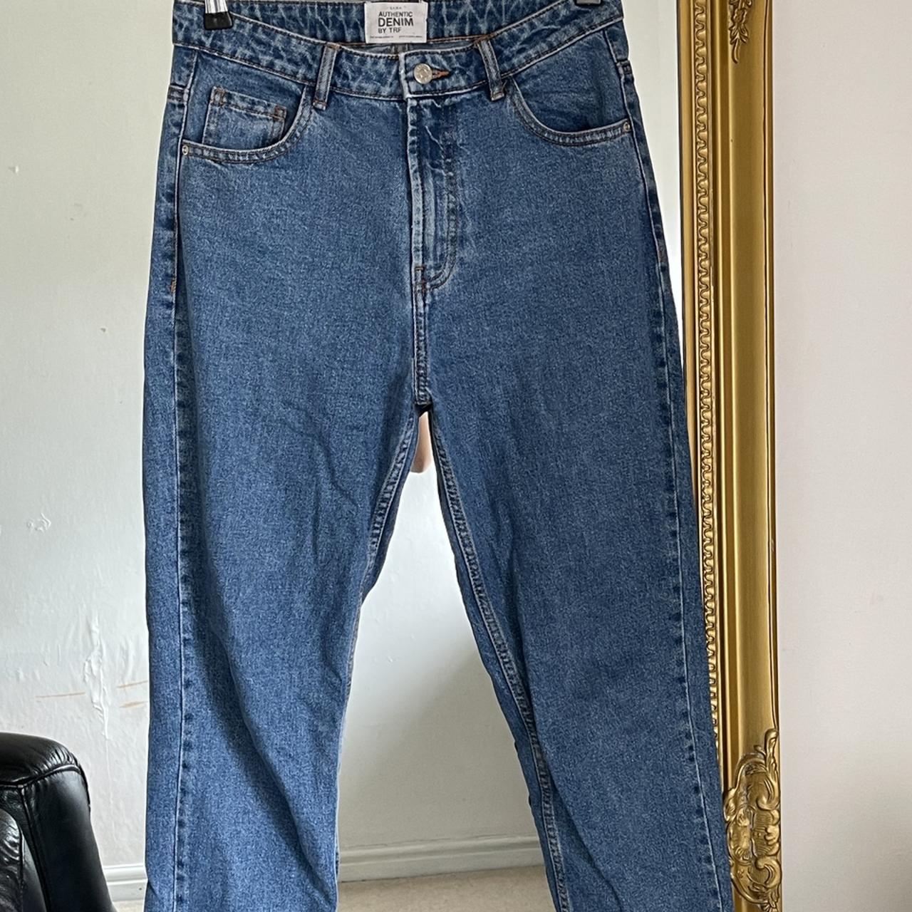 Zara Women's Blue and Navy Jeans | Depop