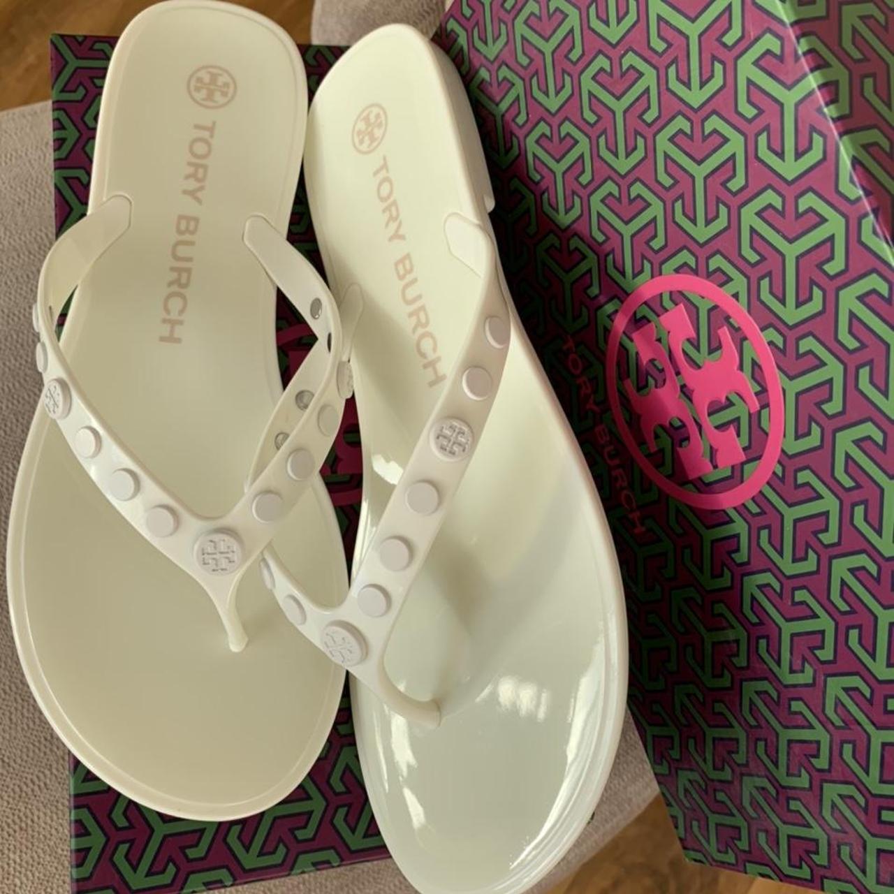 Tory Burch Women's Cream Sandals | Depop