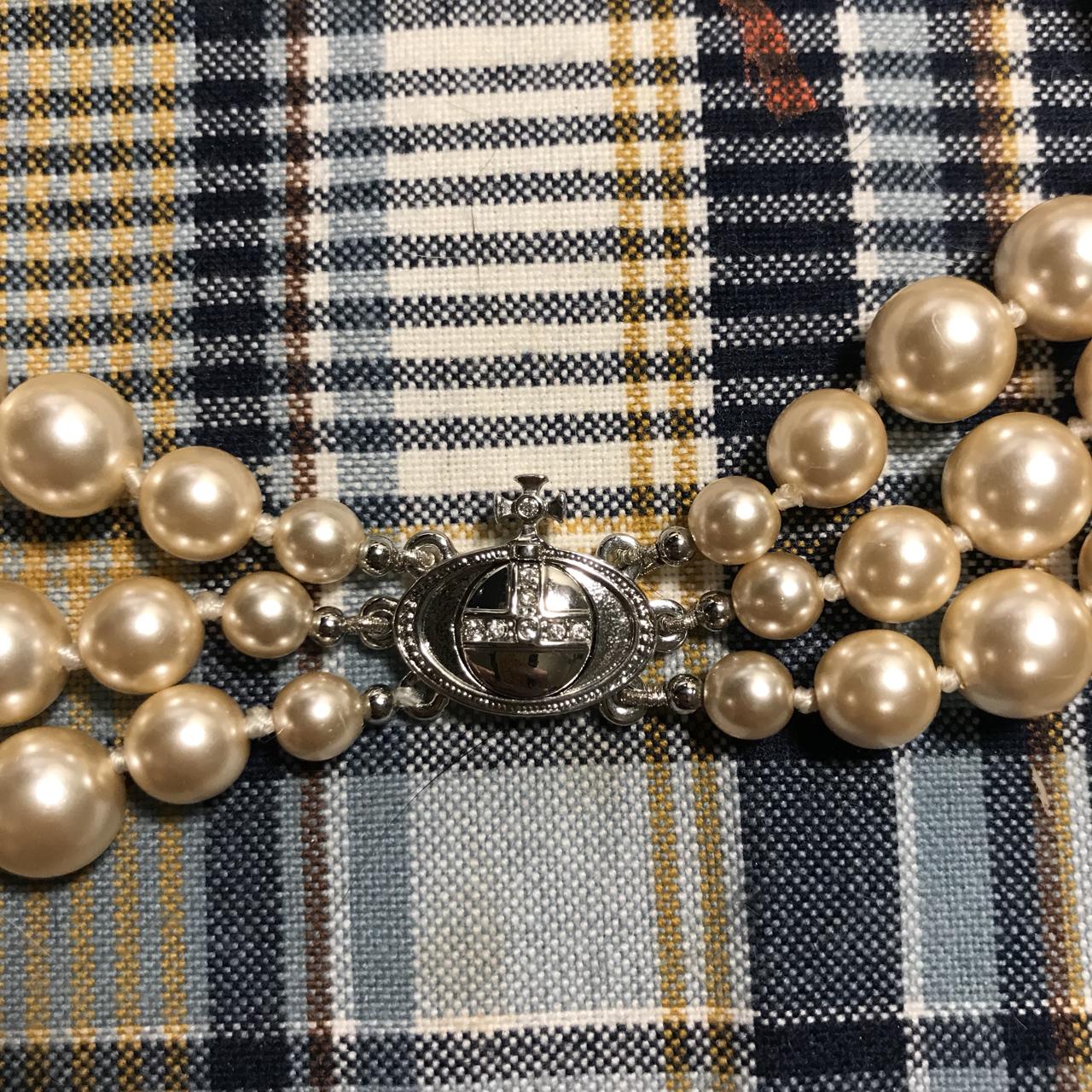 AUTHENTIC LOUIS VUITTON LOCK #330 W/ PEARL NECKLACE, - Depop