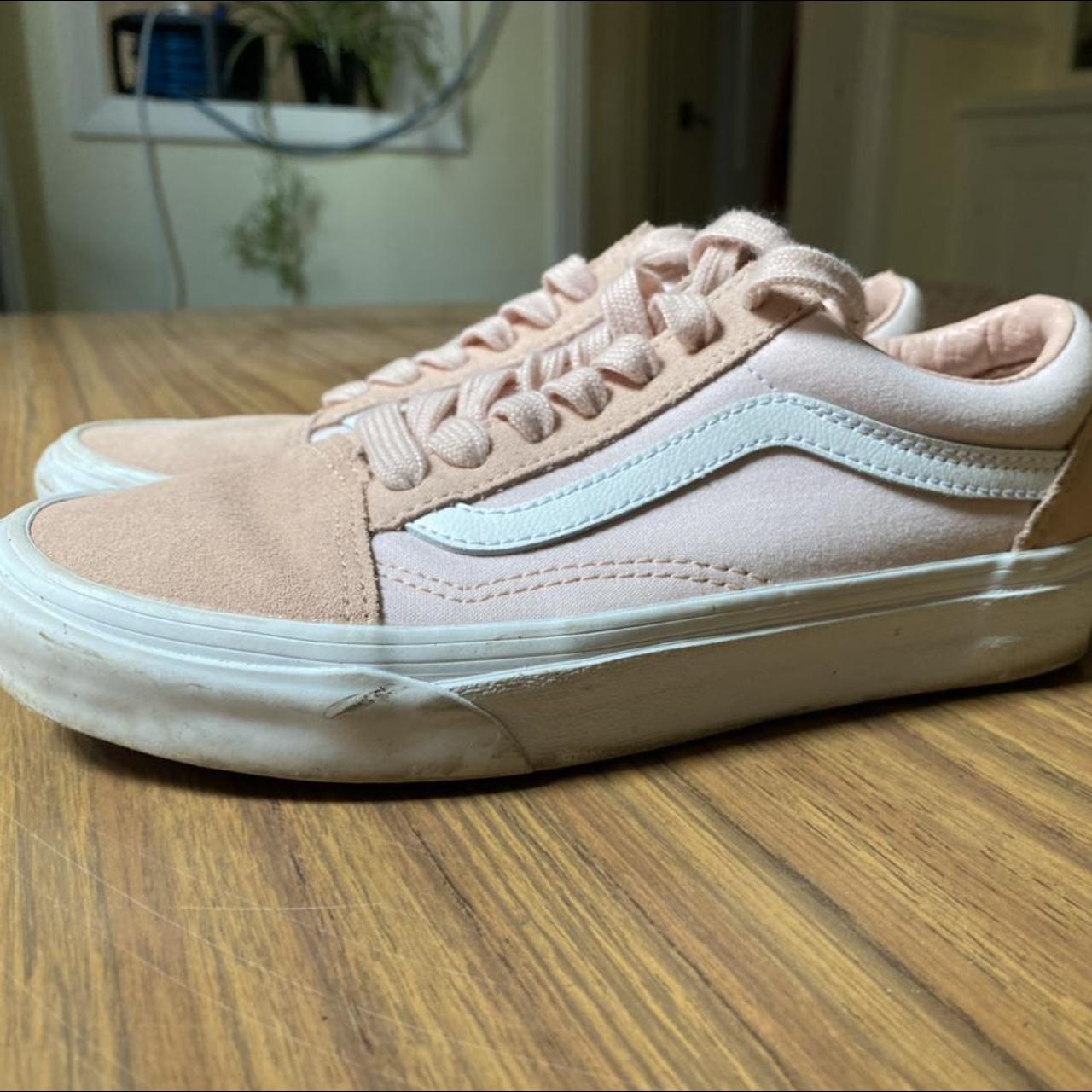 Vans old skool pale hot sale pink