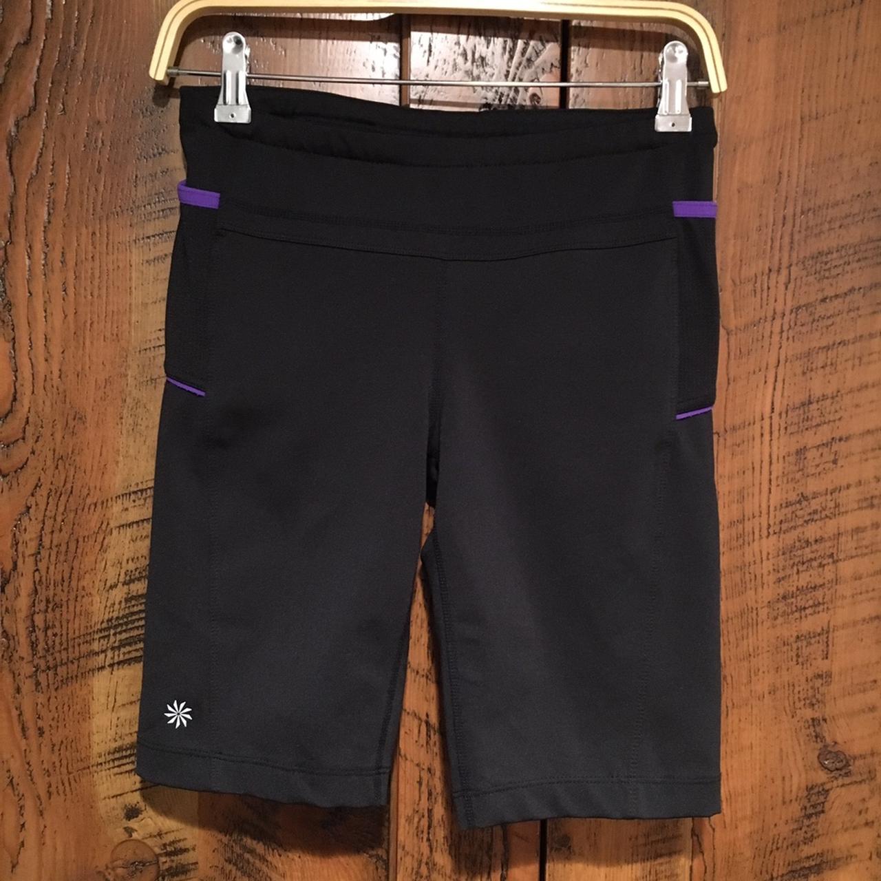 Athleta 2024 compression shorts