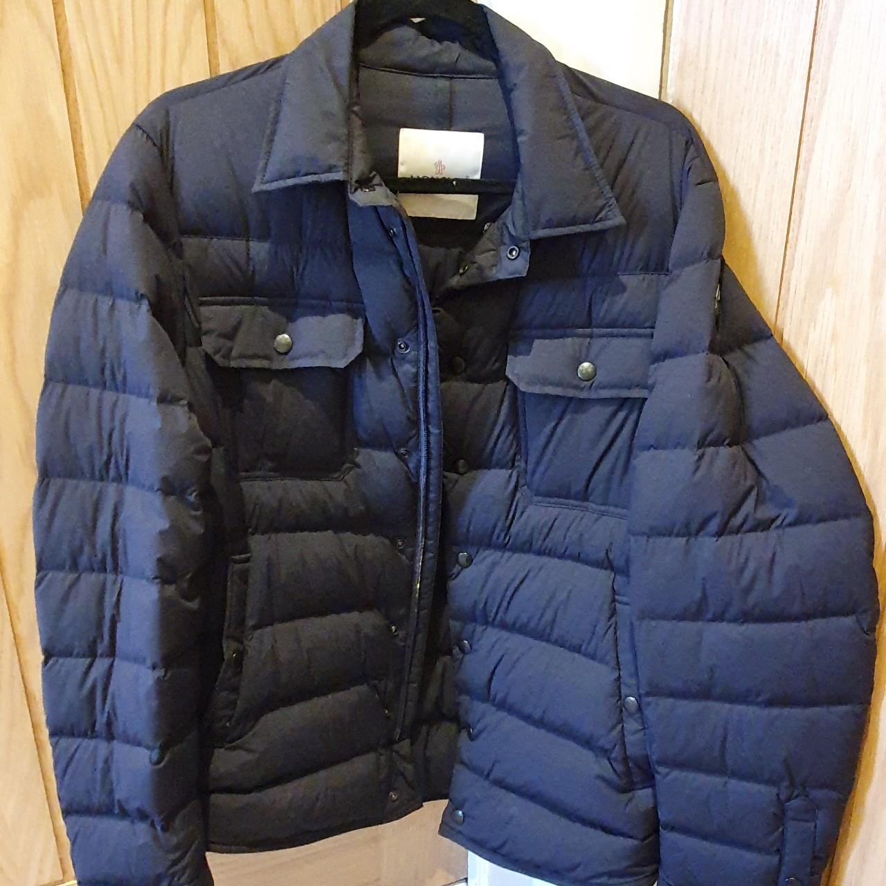 Black deals label moncler