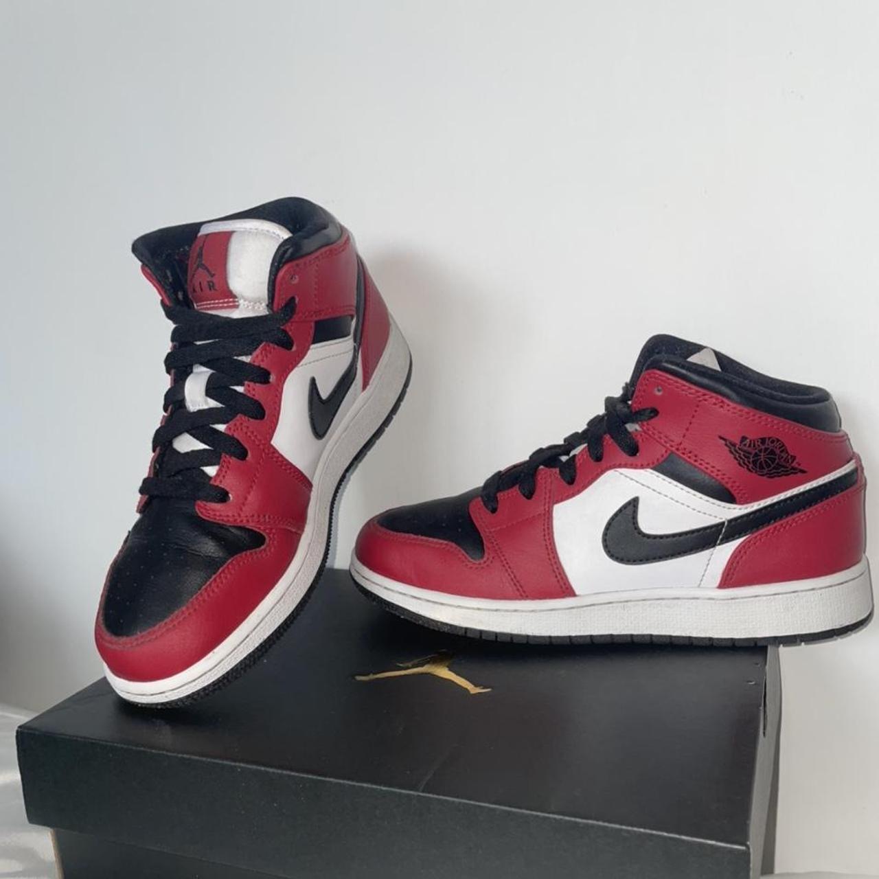 jordan-1-mids-chicago-black-toe-bought-on-here-depop