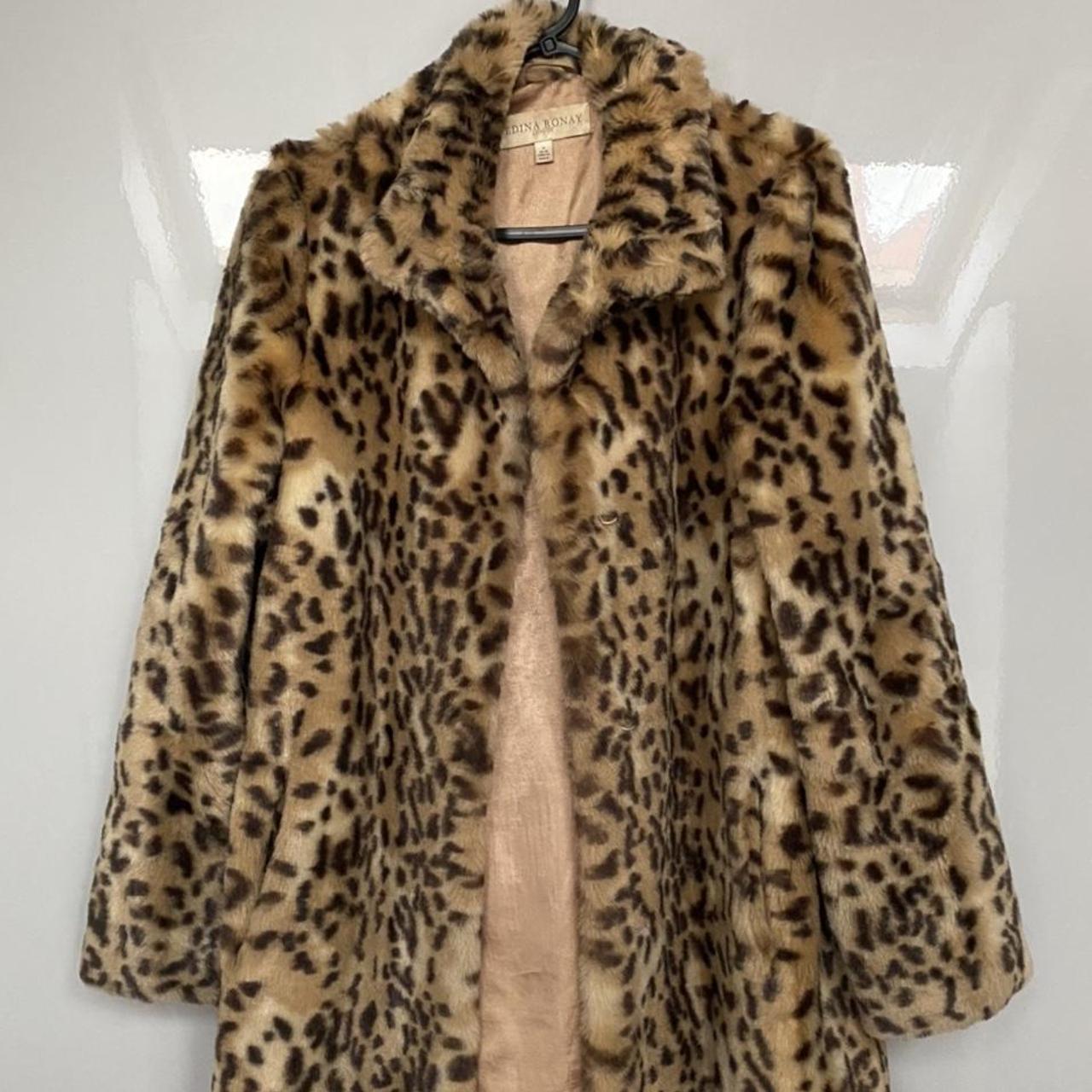 Fake fur leopard outlet print coat