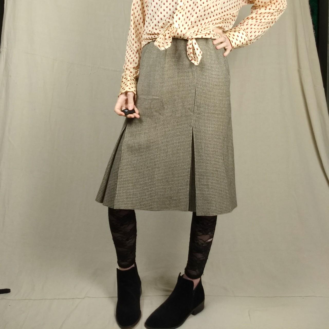 Vintage 70s Don Sayers for Gamut wool midi skirt.... - Depop