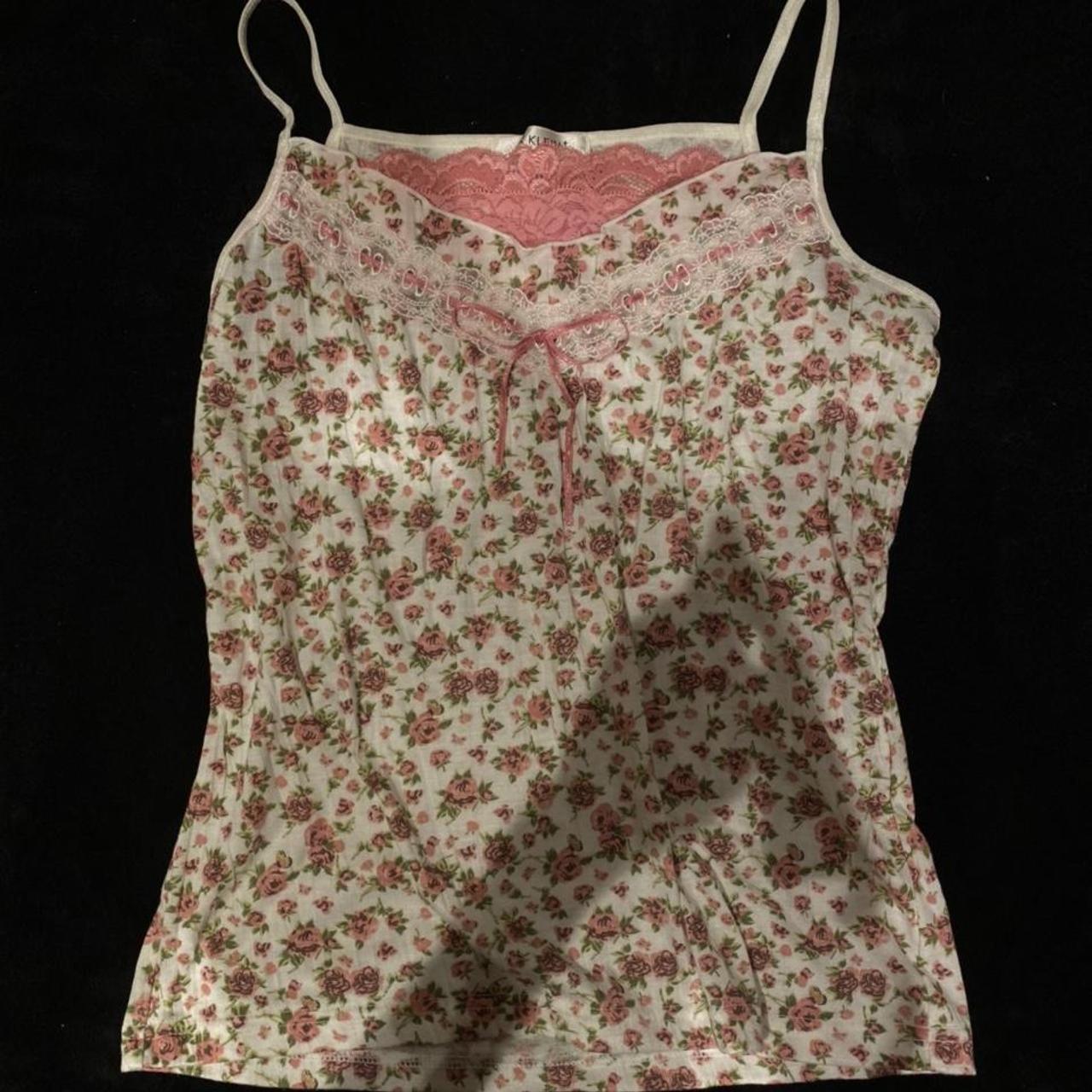 Japanese brand flower detailing cami with pink lace... Depop