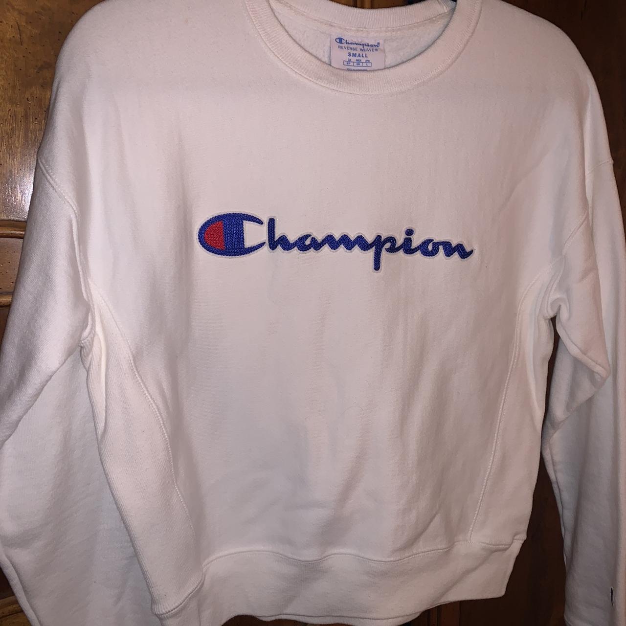 champion white crop sweatshirt pullover SMALL NWOT - Depop