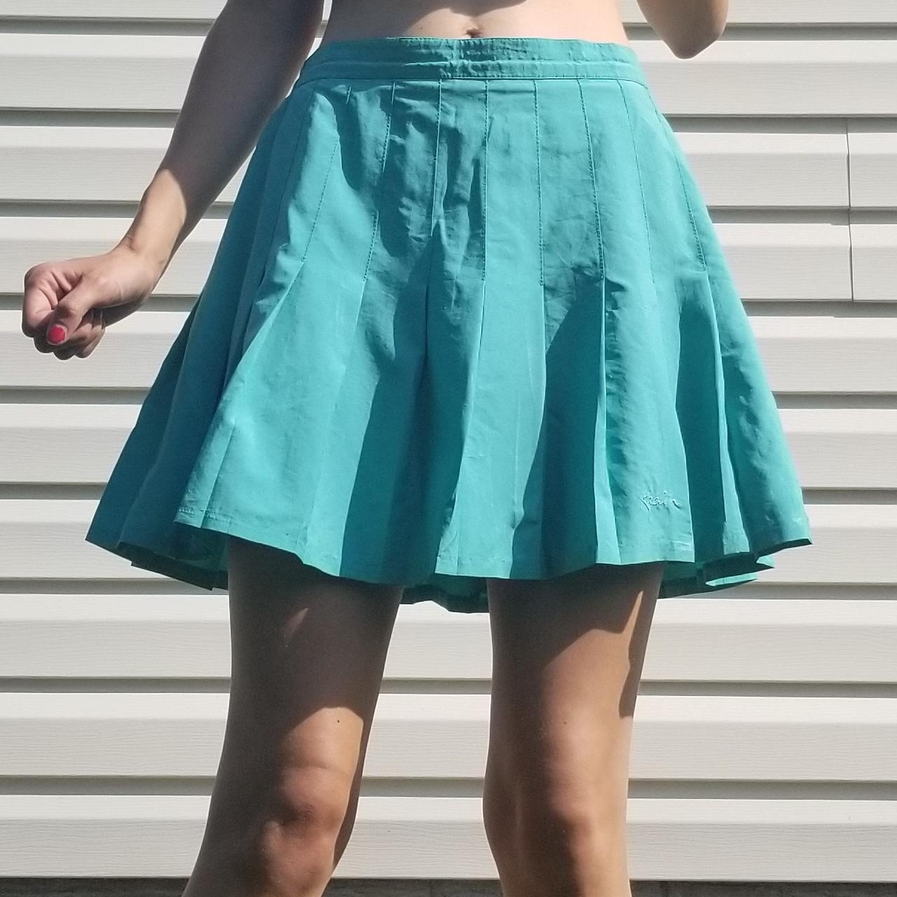 Pleated mini 2024 skirt 80s