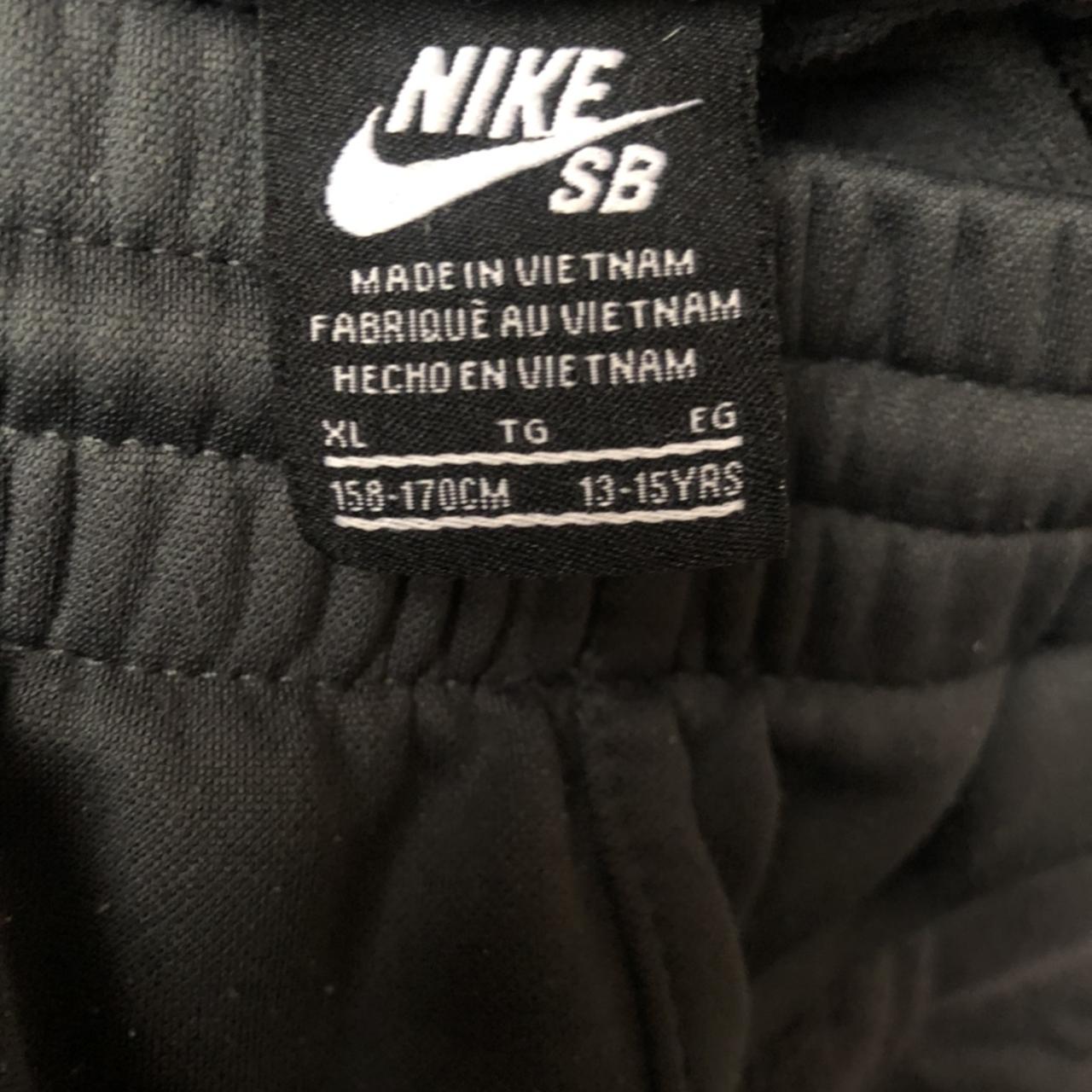 mens nike charcoal joggers