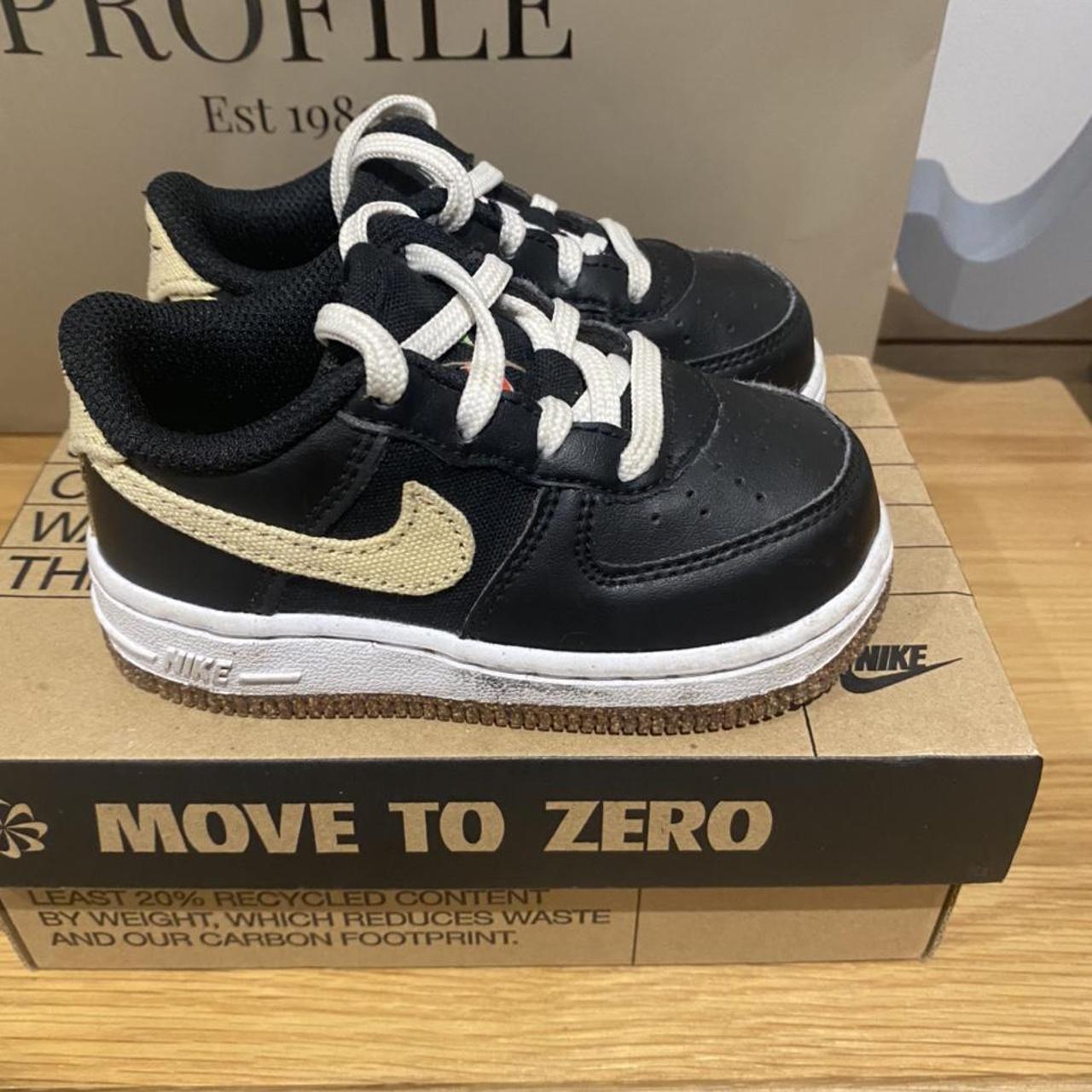 Infant size hot sale 5.5 trainers