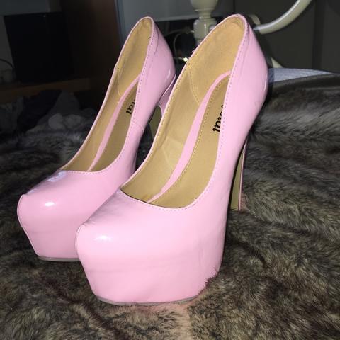 Baby pink 2025 platform heels