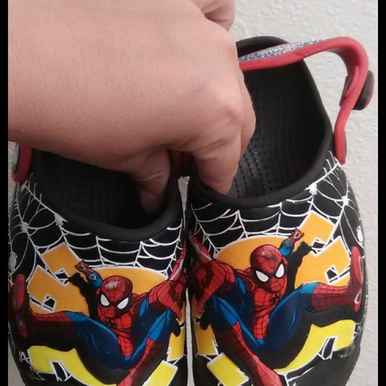 crocs spiderman light up