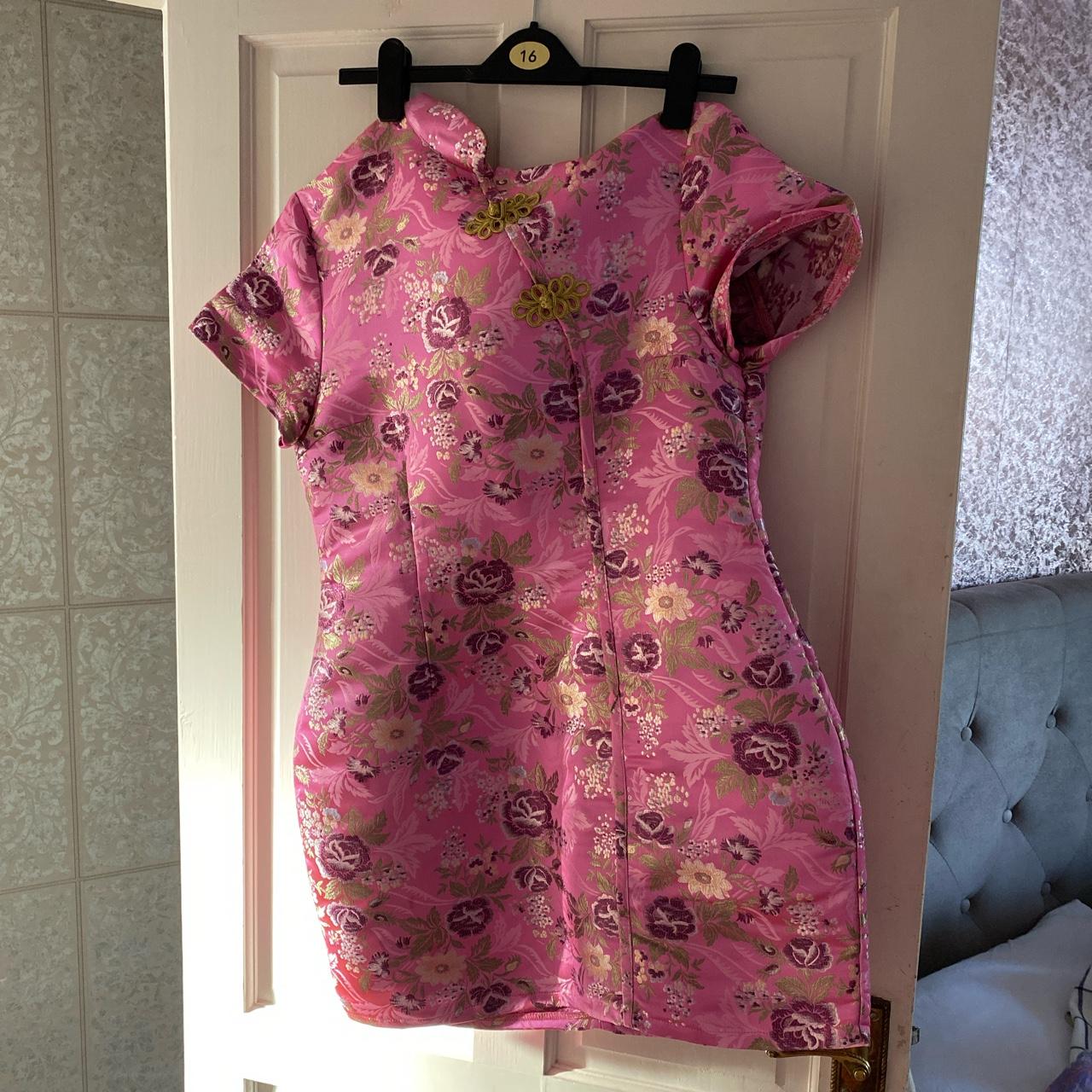 PRETTY LITTLE THING #PLT Chinese pink dress Size