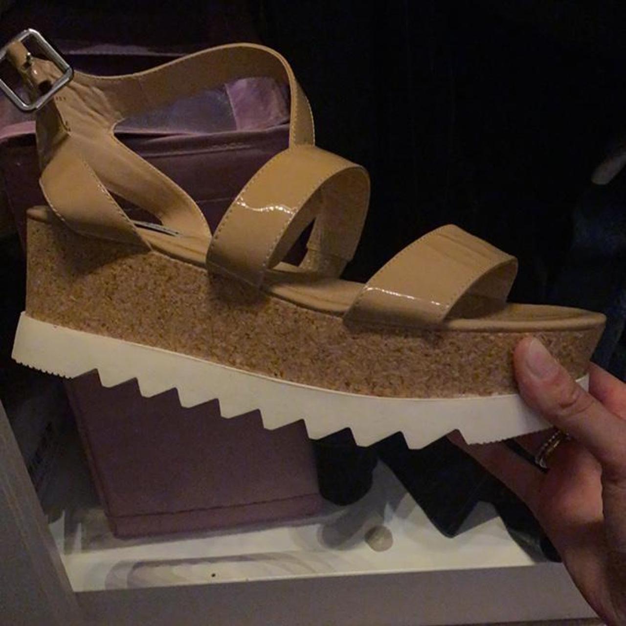 Steve madden deals nude platform