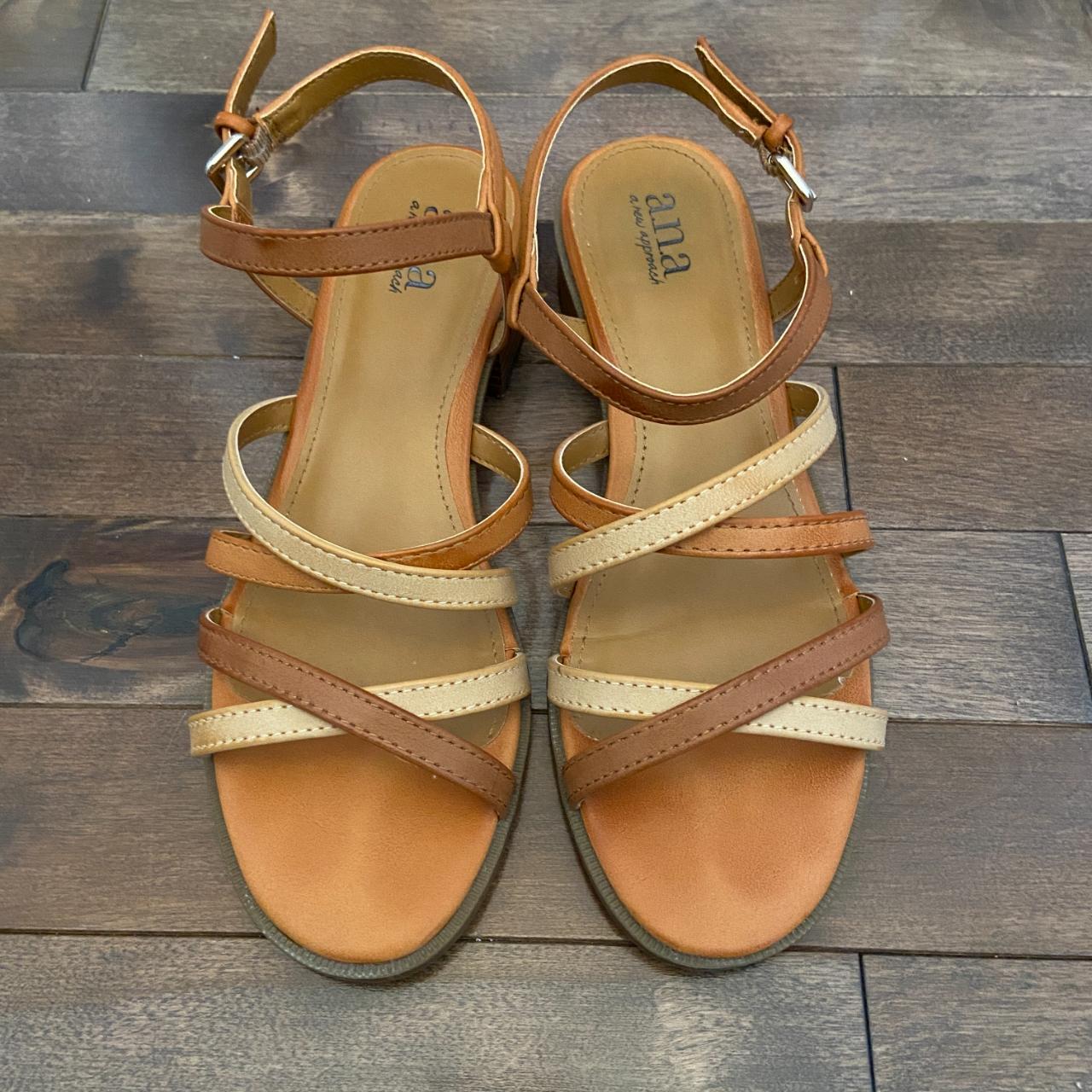 JCPenney Women's Brown and Cream Sandals | Depop