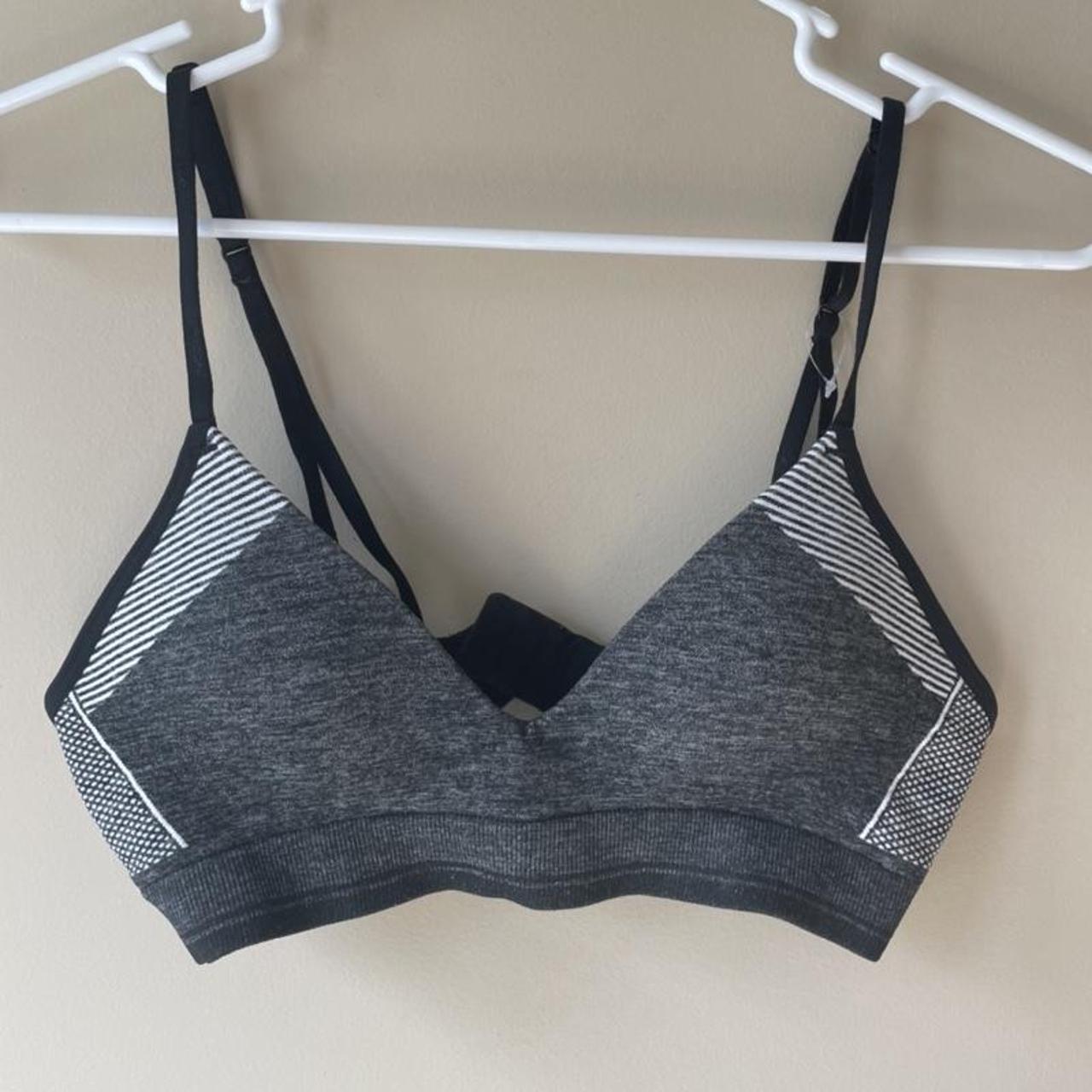aerie wireless bra size XS NWOT Depop
