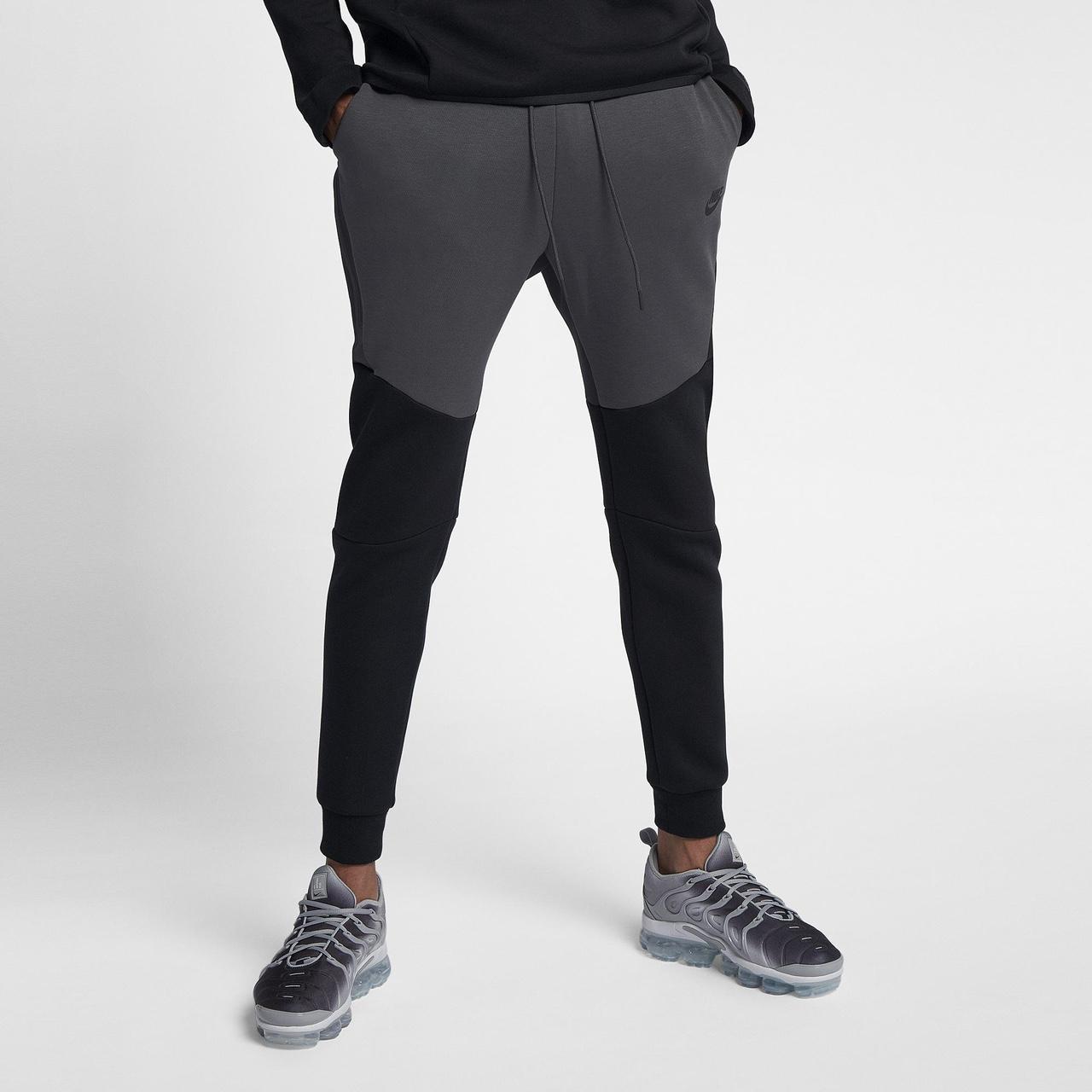 Old Season Nike Tech Fleece Joggers - Platinum (Refurbished