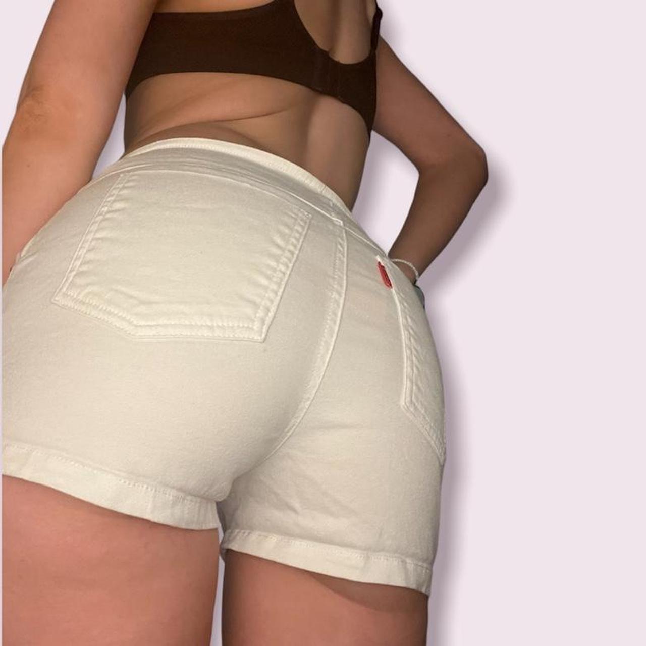 Elle Womens White Shorts Depop 