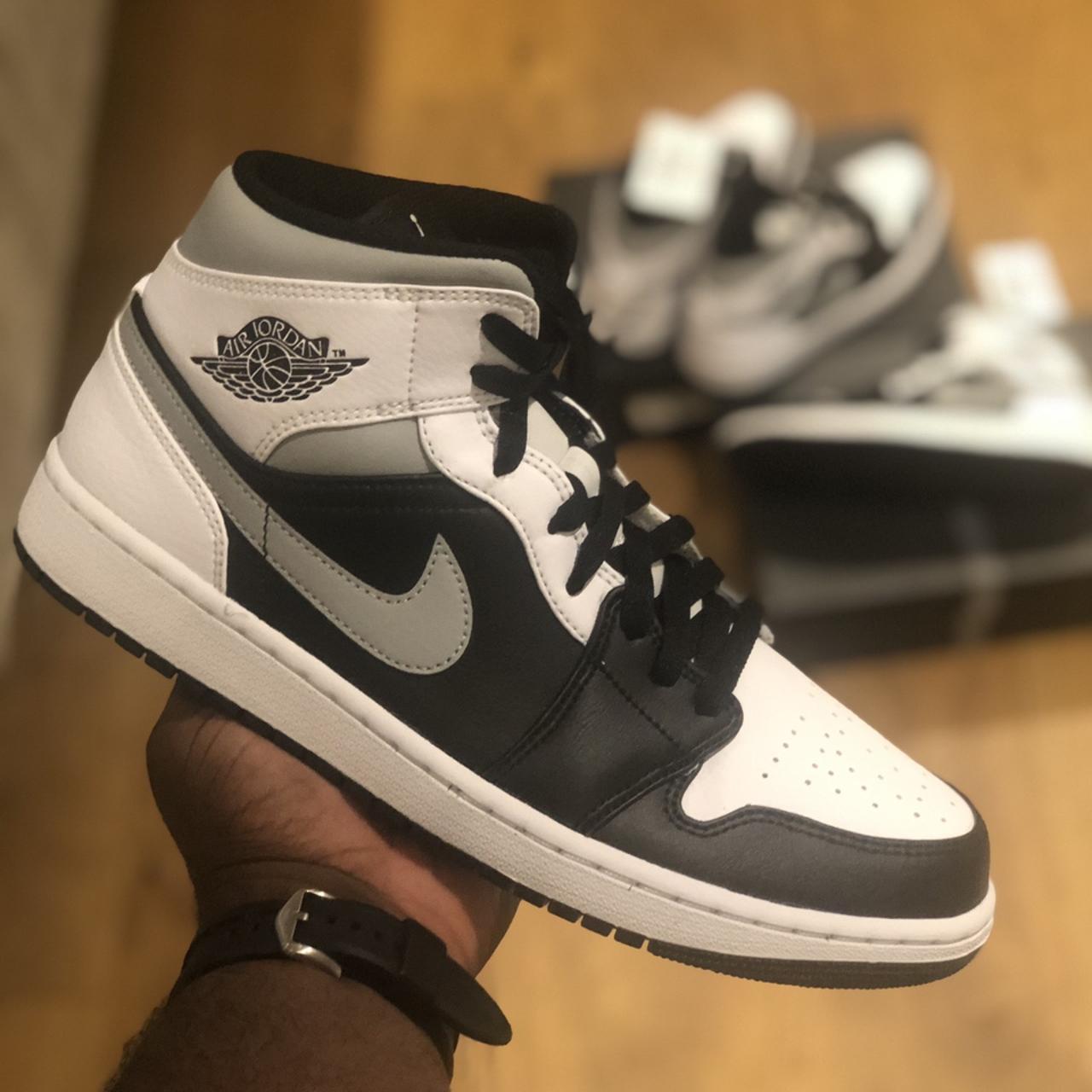 Jordan 1 white shadow Uk9x2 110% authentic - Depop