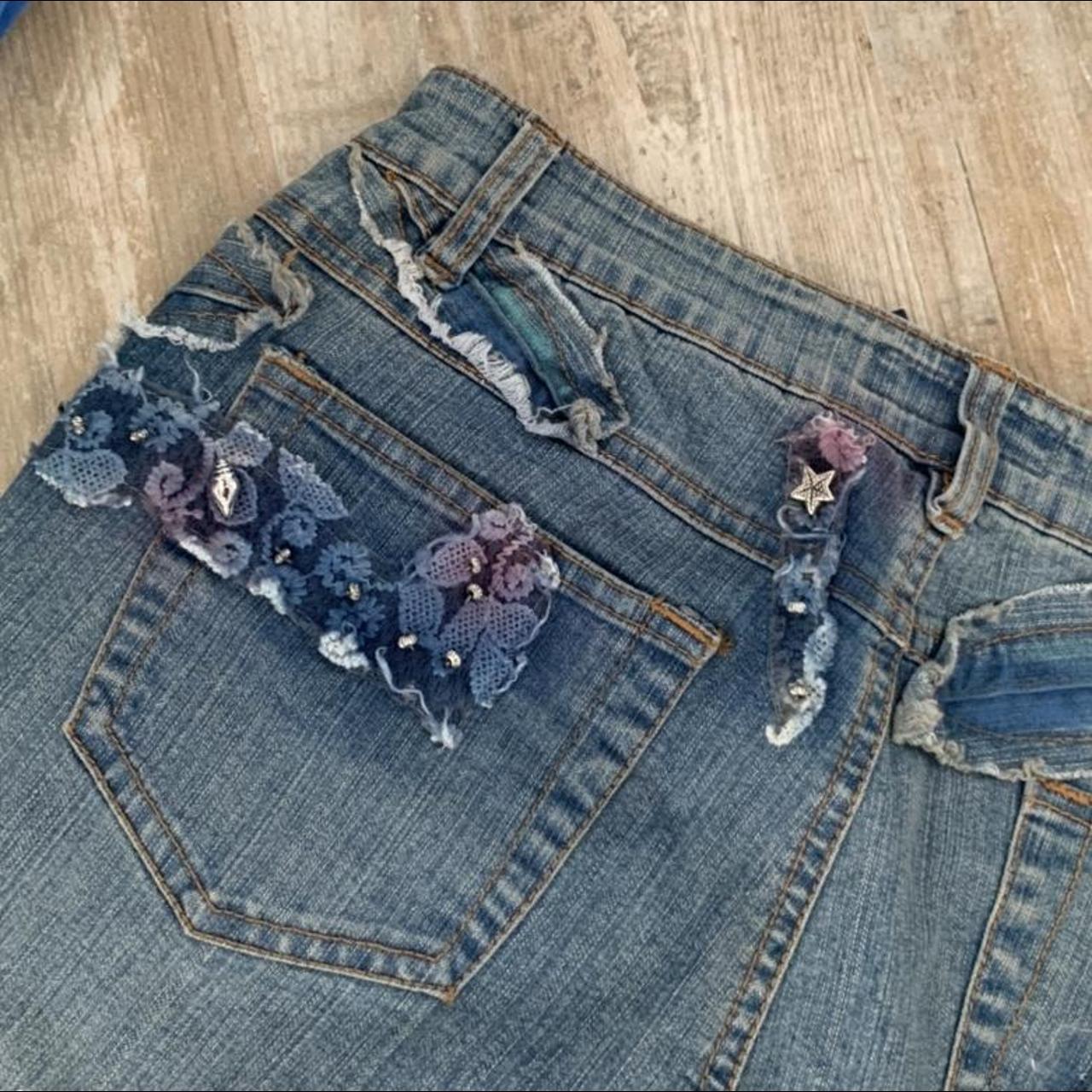 Women Retro Floral Embellished Denim Jeans - TD Mercado