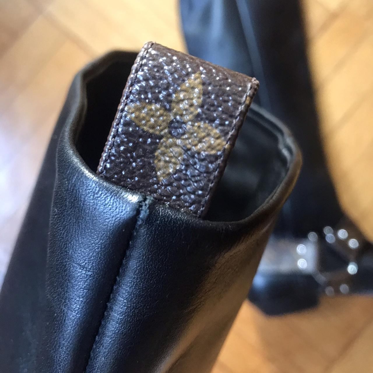 Louis Vuitton on X: Details that stand out. This season's Rhapsody Boots  are embellished with shiny studs and straps in Monogram. Explore  #LouisVuitton's latest Women's Shoe Collection at    / X
