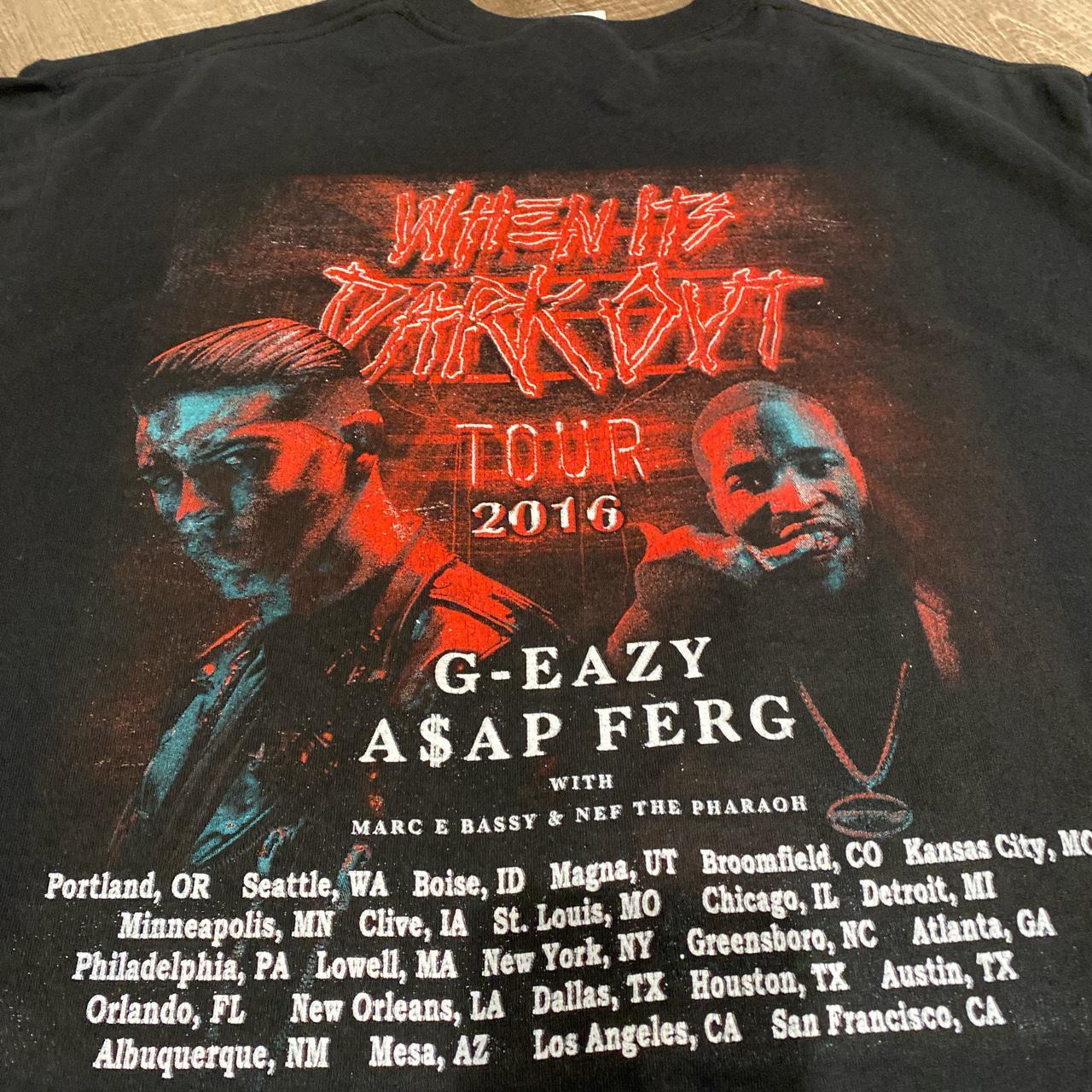 Girls Tour Women's Black and Red T-shirt (3)