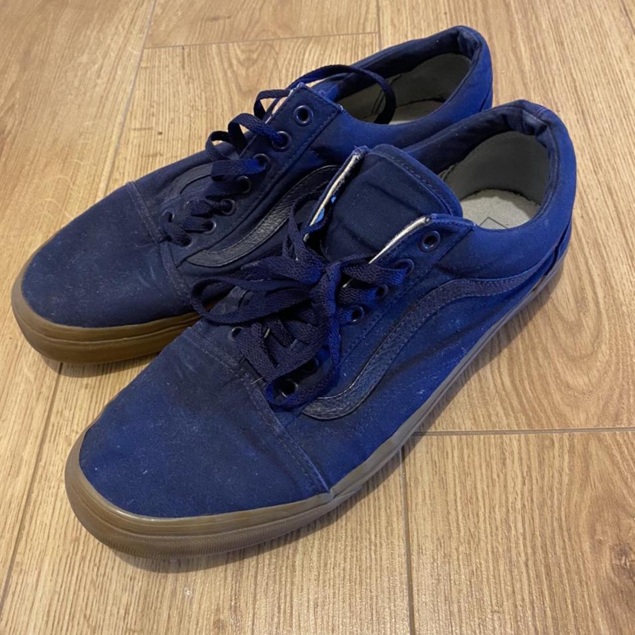 Navy vans gum sales sole