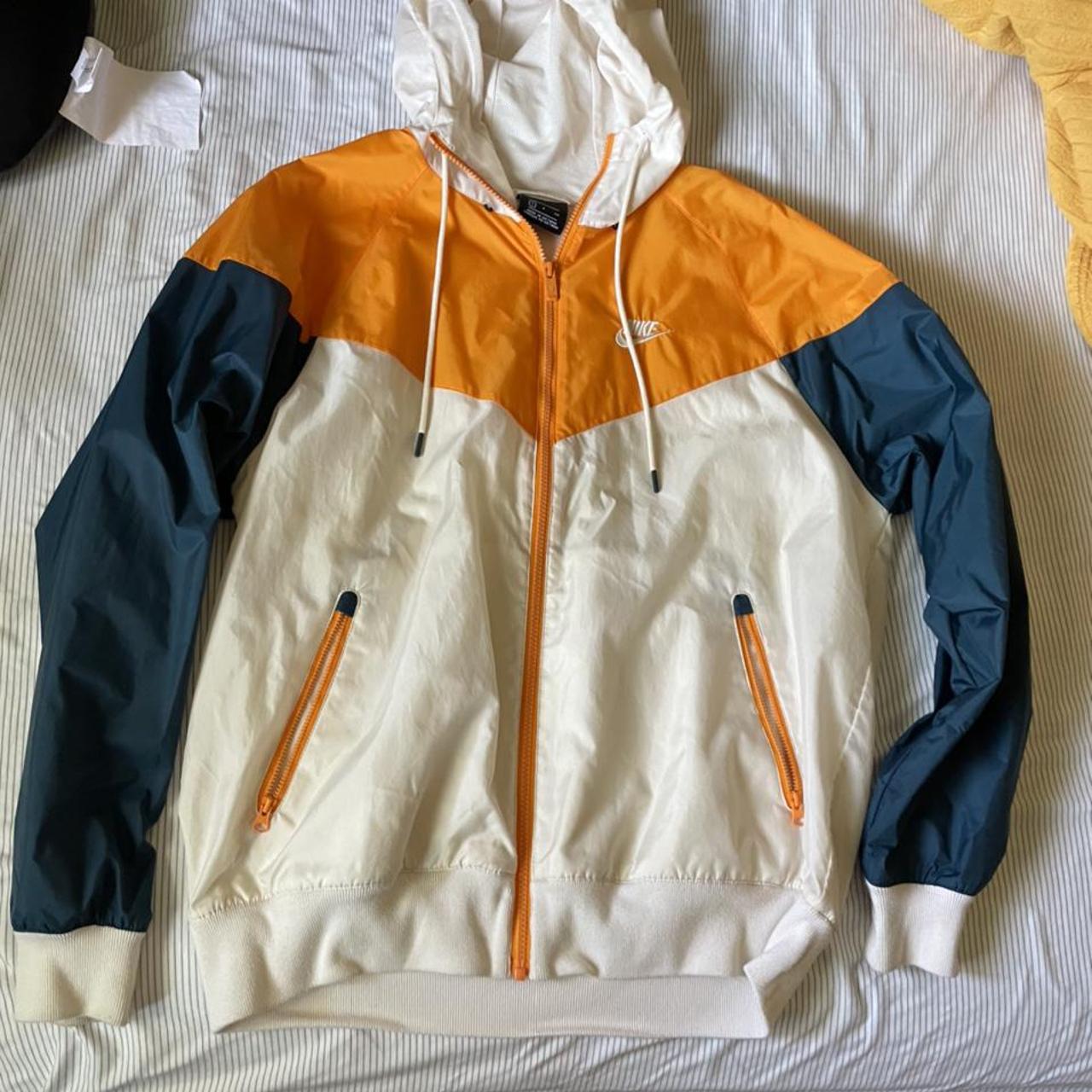 nike colorblock windrunner