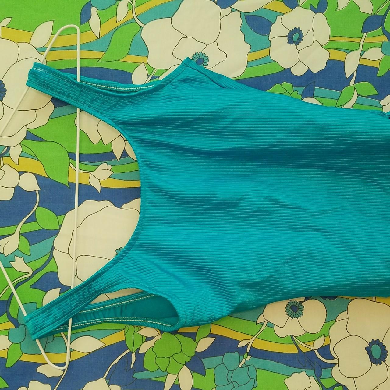 🏄‍♀️90s swimsuit! Beautiful blue turquoise shiny... Depop