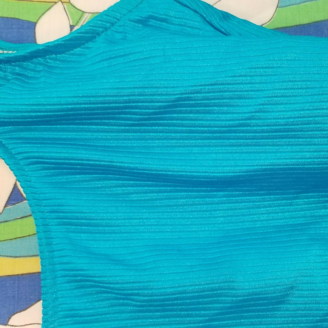 🏄‍♀️90s swimsuit! Beautiful blue turquoise shiny... Depop