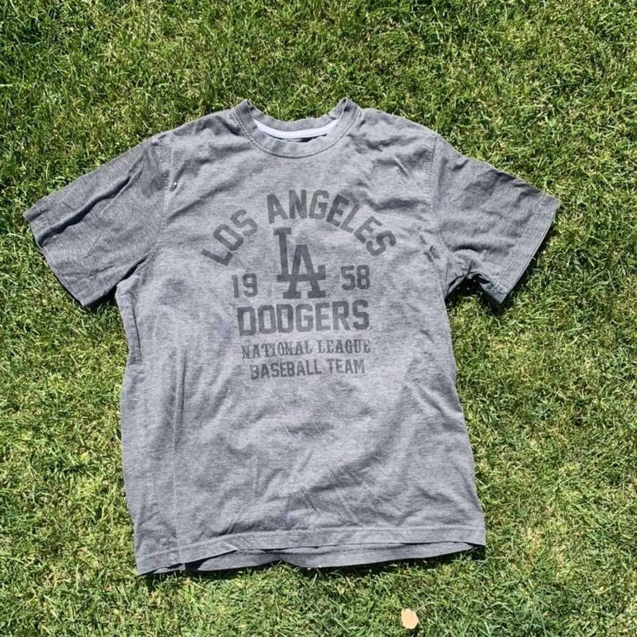 La Dodgers Shirt Mens 3xl Thrashed Repairs and Color - Depop