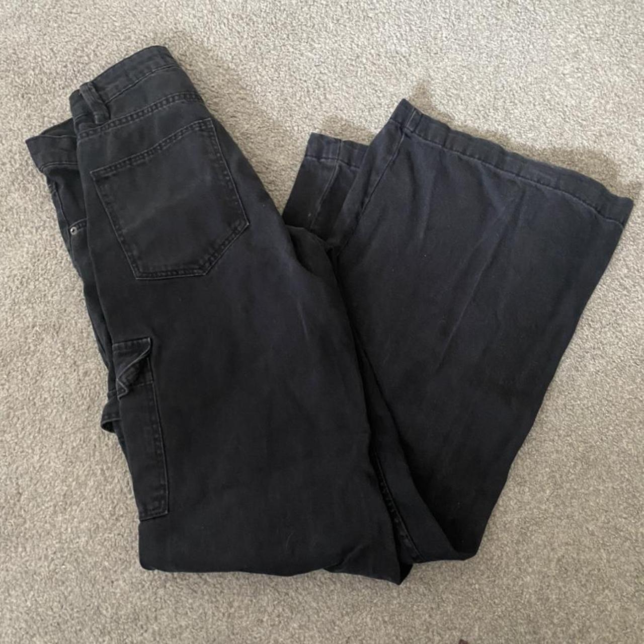 Bershka wide leg cargo jeans, black. EU 34/ uk 8.... - Depop