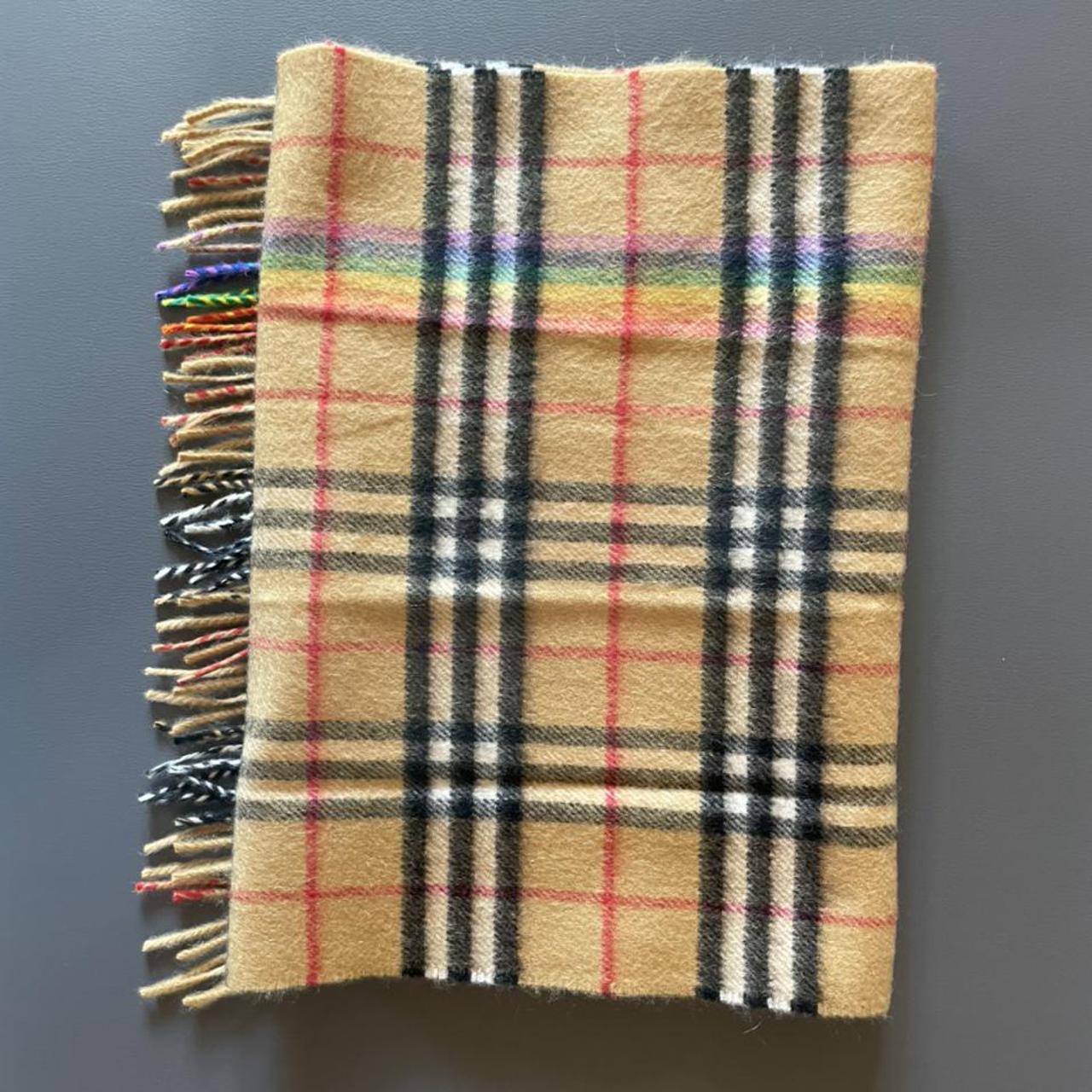 Burberry scarf outlet rainbow