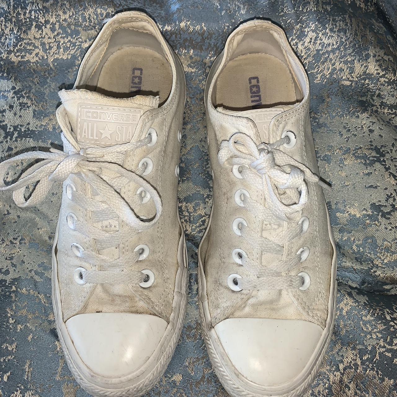 white converse size 6