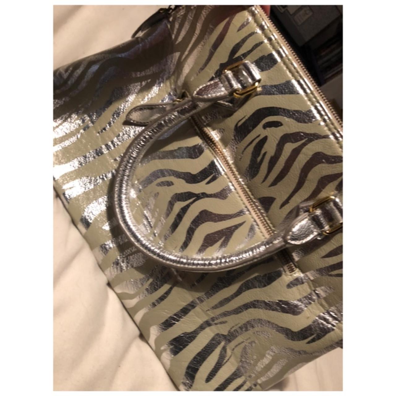 Black Paul's Boutique bag with gold chain No - Depop