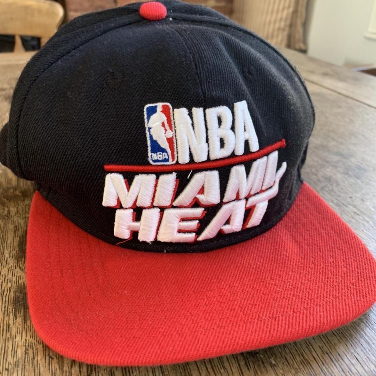 Product Image 1 - Miami Heat NBA cap

❤️‍🔥

#nba
#miamiheat
#mitchell&ness
#vintage