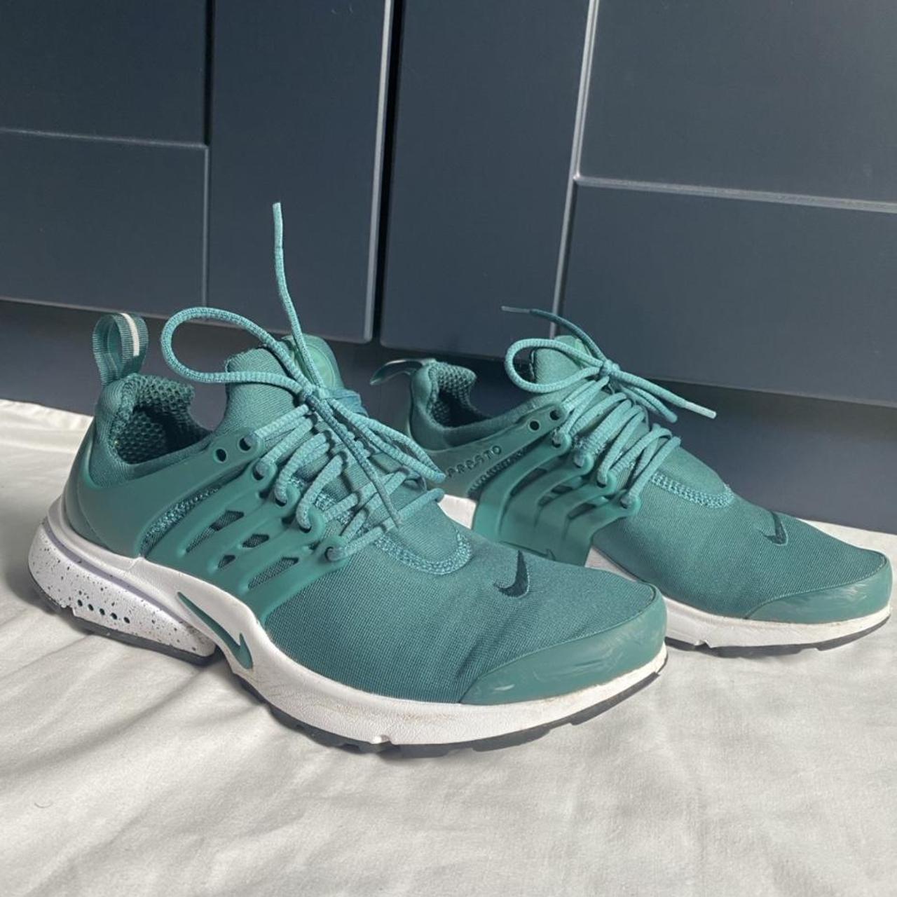 brand-new-nike-forest-green-presto-shoes-with-white-depop