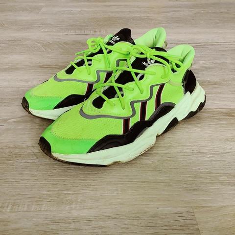 Adidas ozweego hotsell neon green