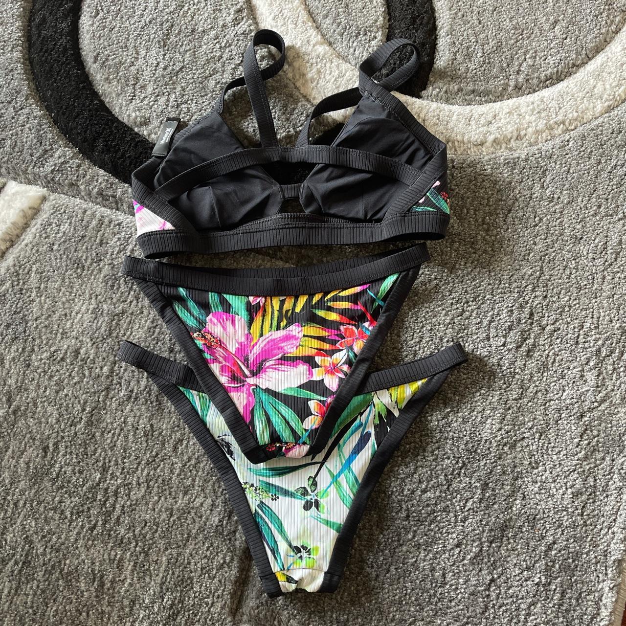 Hurley Women's Black Bikinisandtankinisets Depop