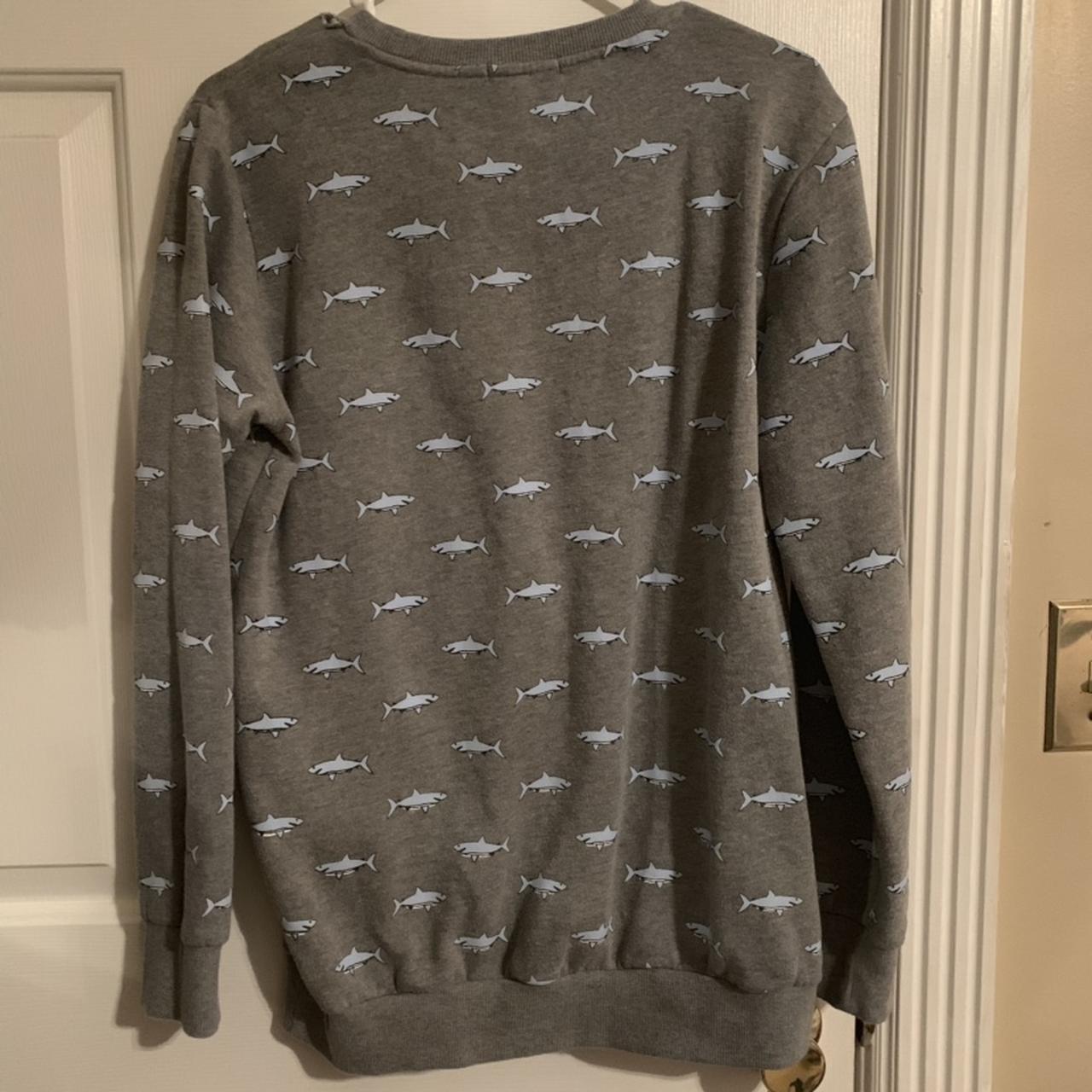 Forever 21 shark store sweatshirt