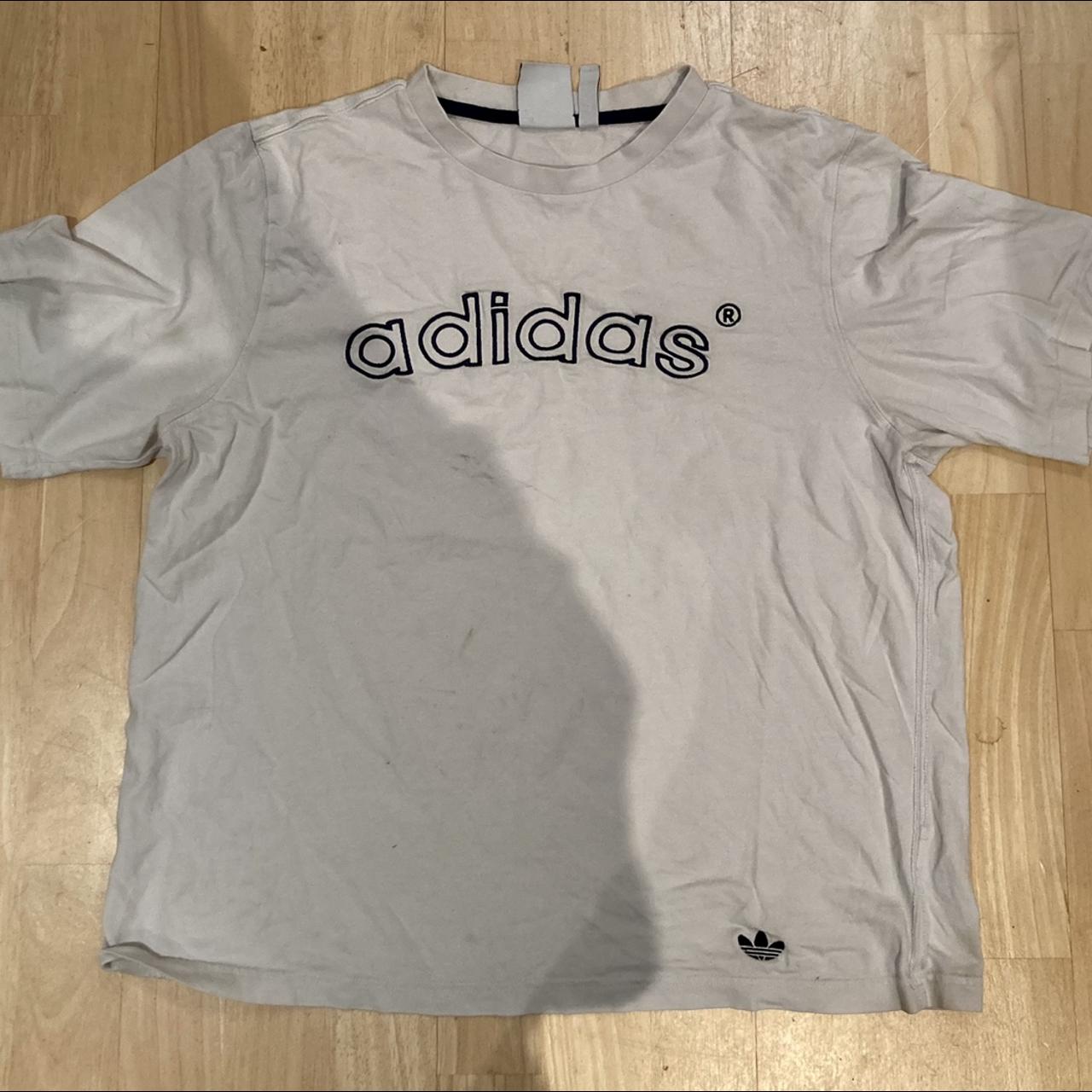 Adidas Men's Black and Grey T-shirt | Depop