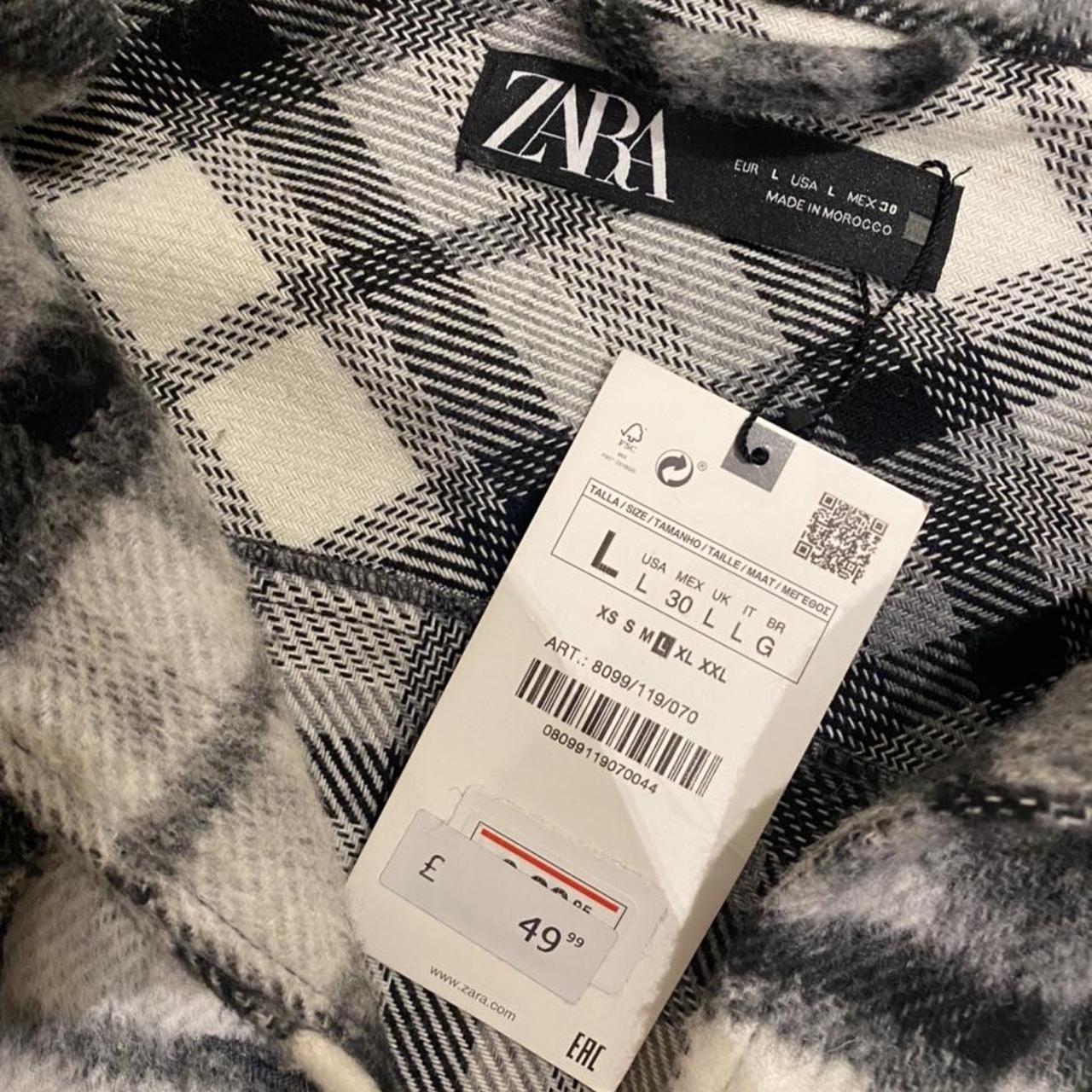 Zara Women's Black and Grey Jacket | Depop