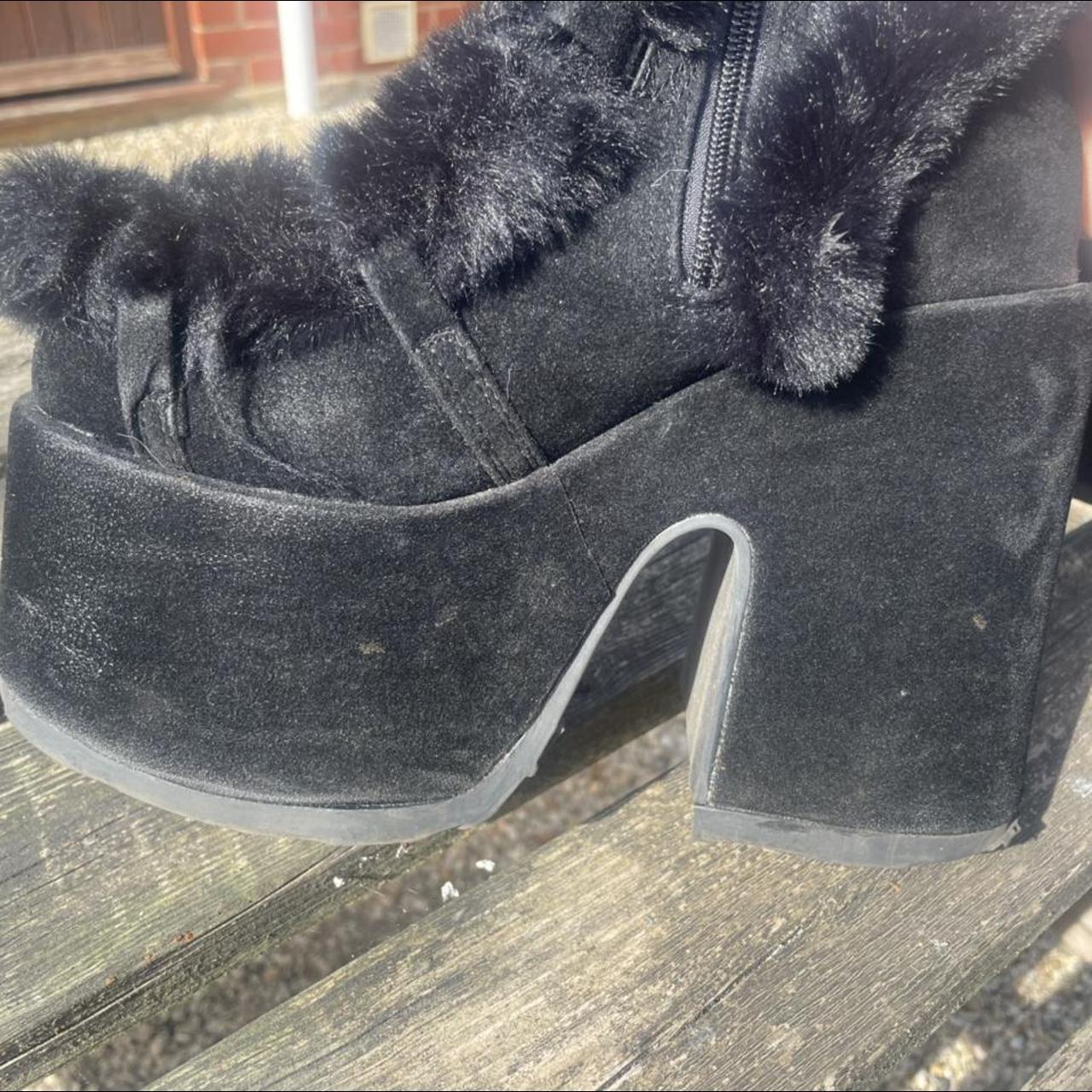 demonia camel 311 beige