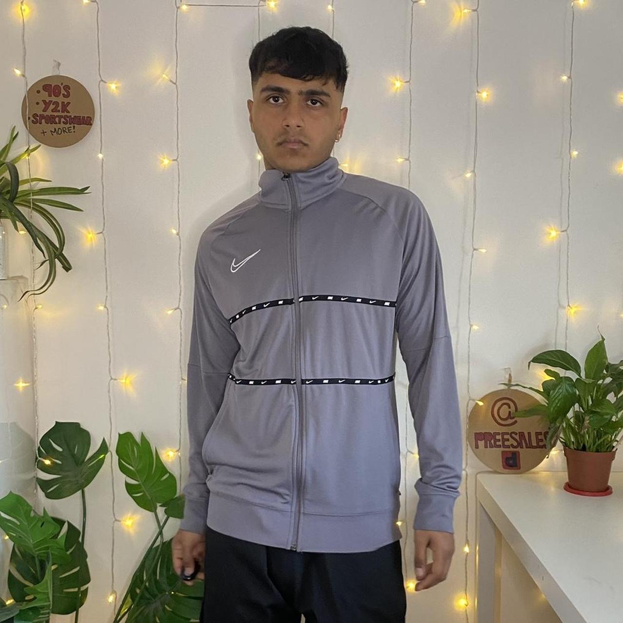 dave nike jacket