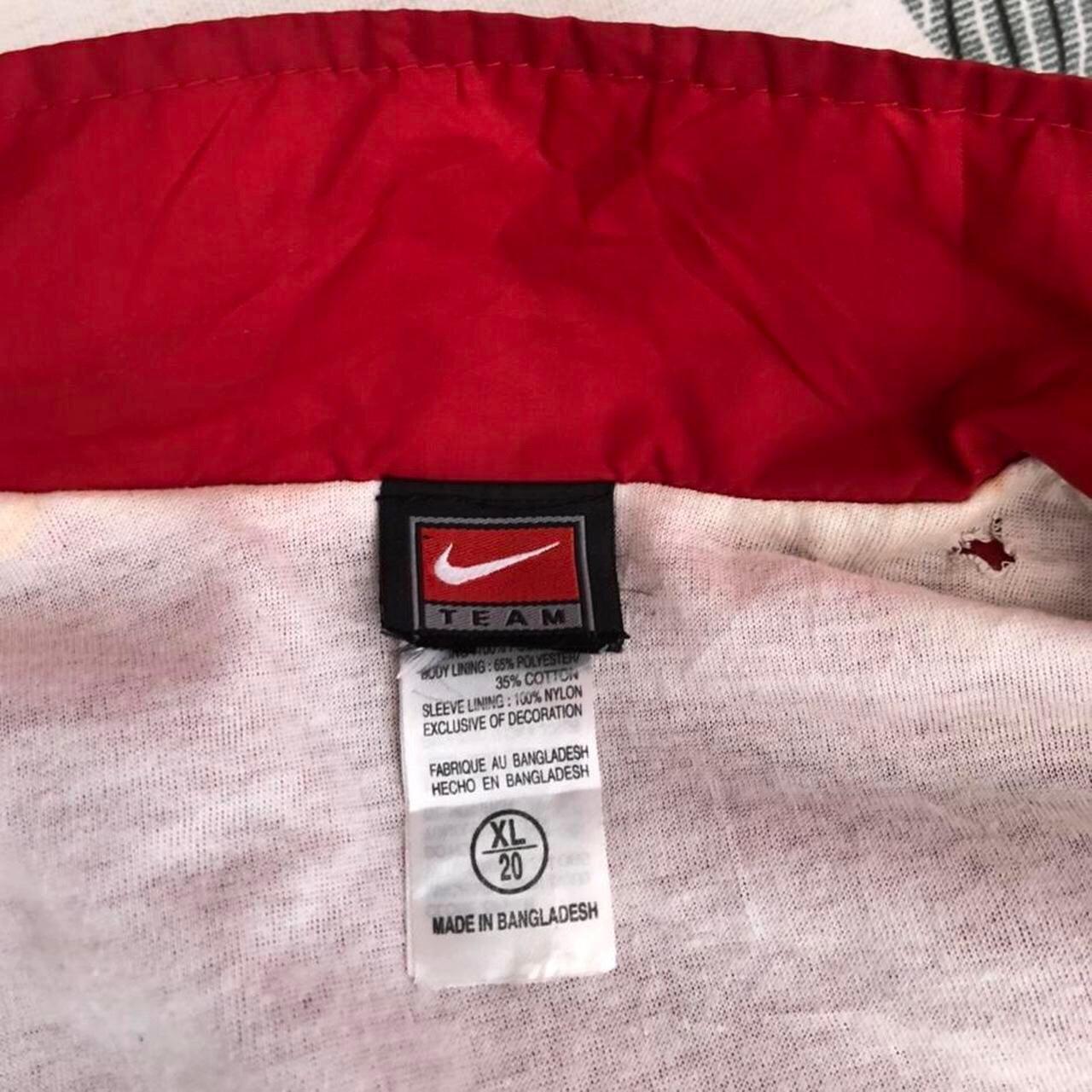 Nike Men's White and Red Sweatshirt | Depop