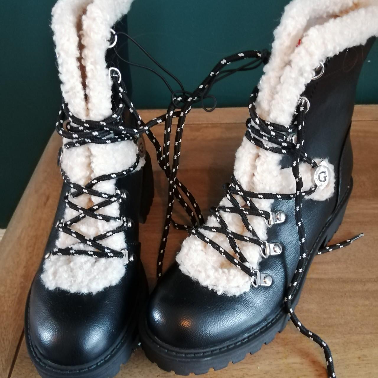 Snow deals boots guess