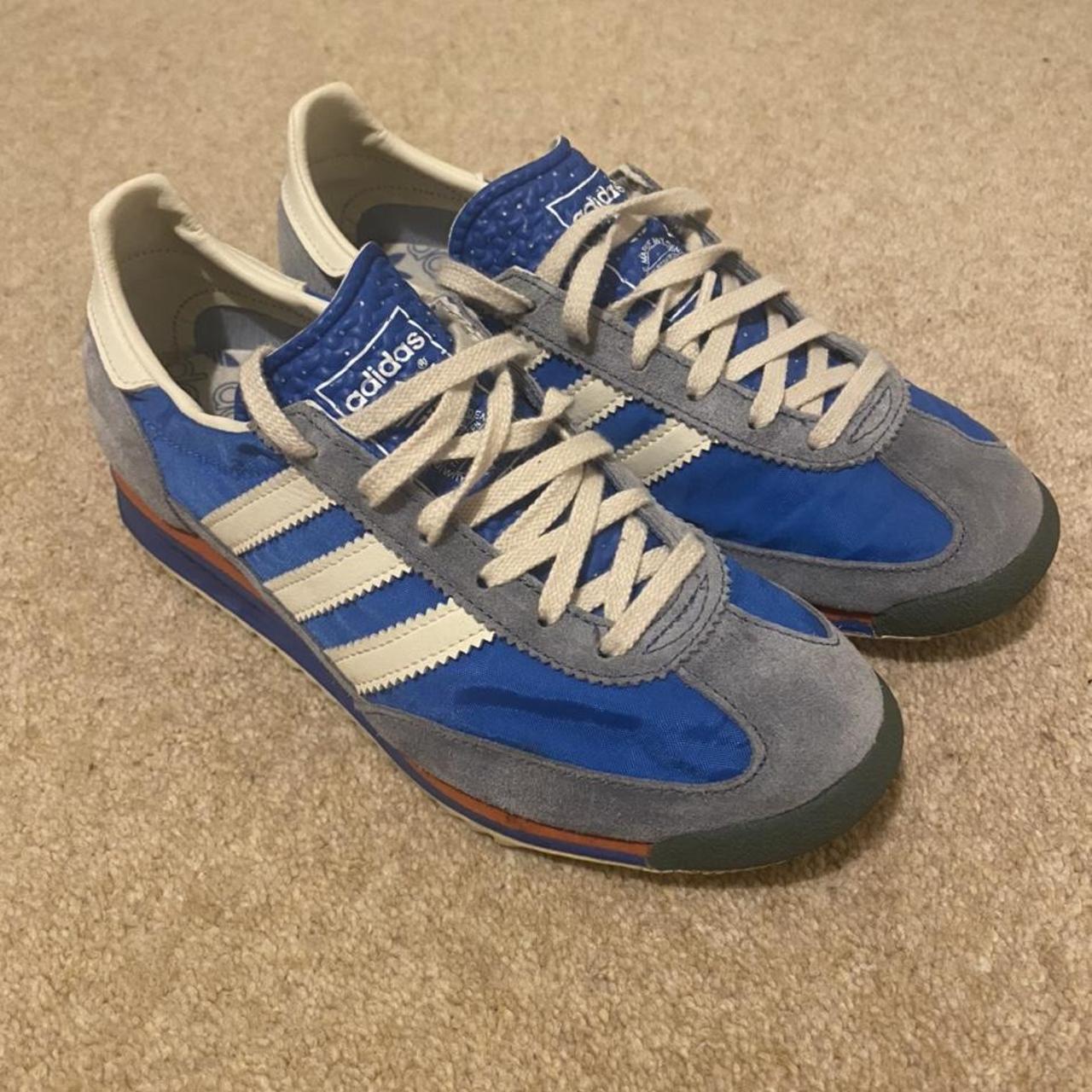 Womens adidas trainers Size Uk 4 Amazing condition... - Depop