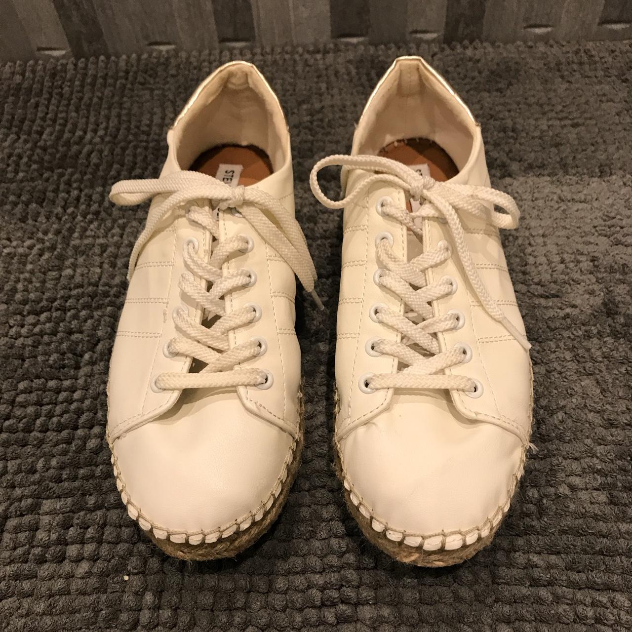 Steve Madden White platform Trainers - Depop