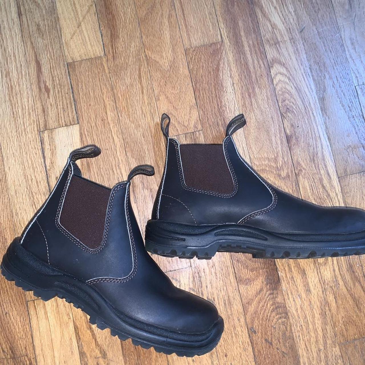 blundstone soft toe boots
