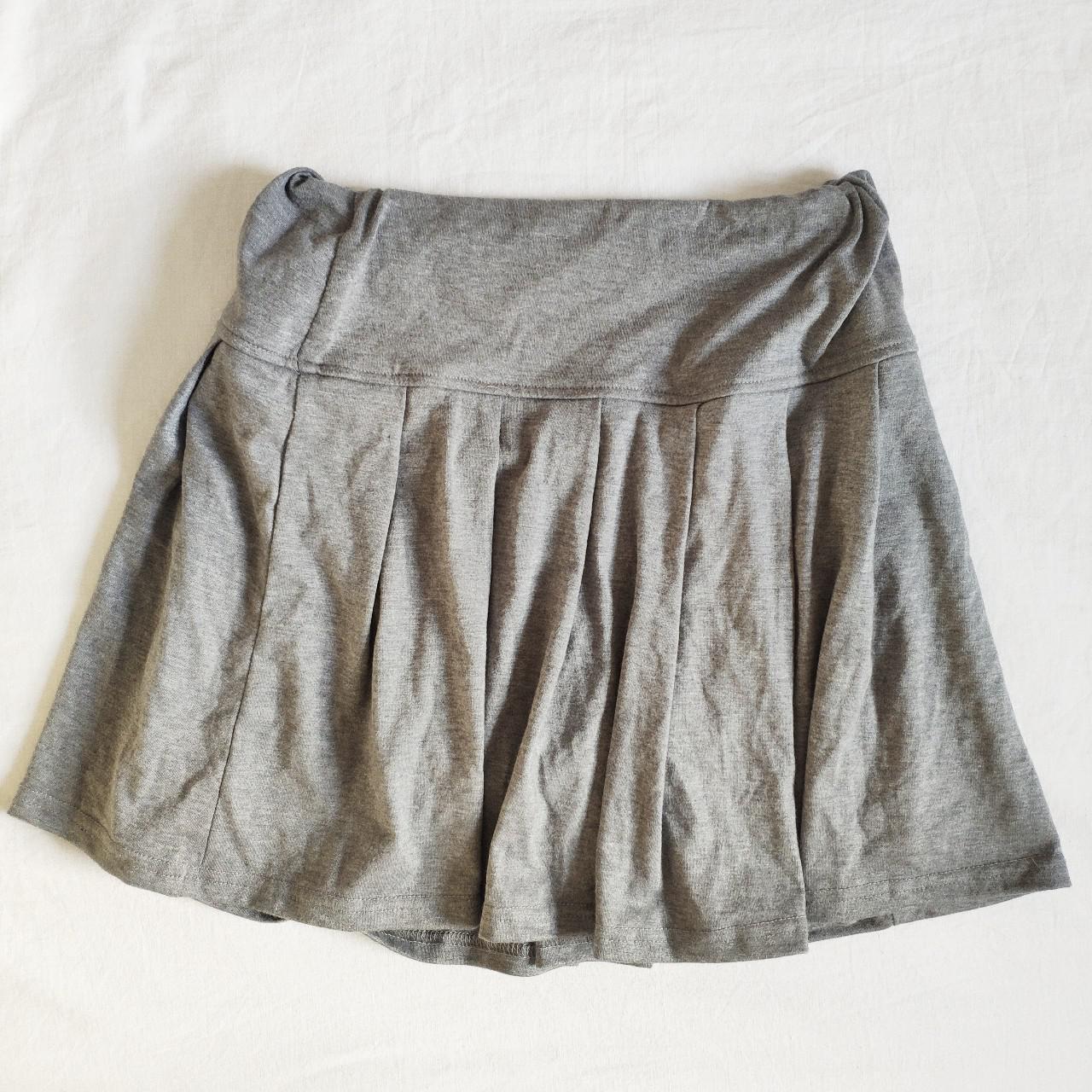 grey tennis skirt 🌿 super soft tennis skirt w thick... - Depop